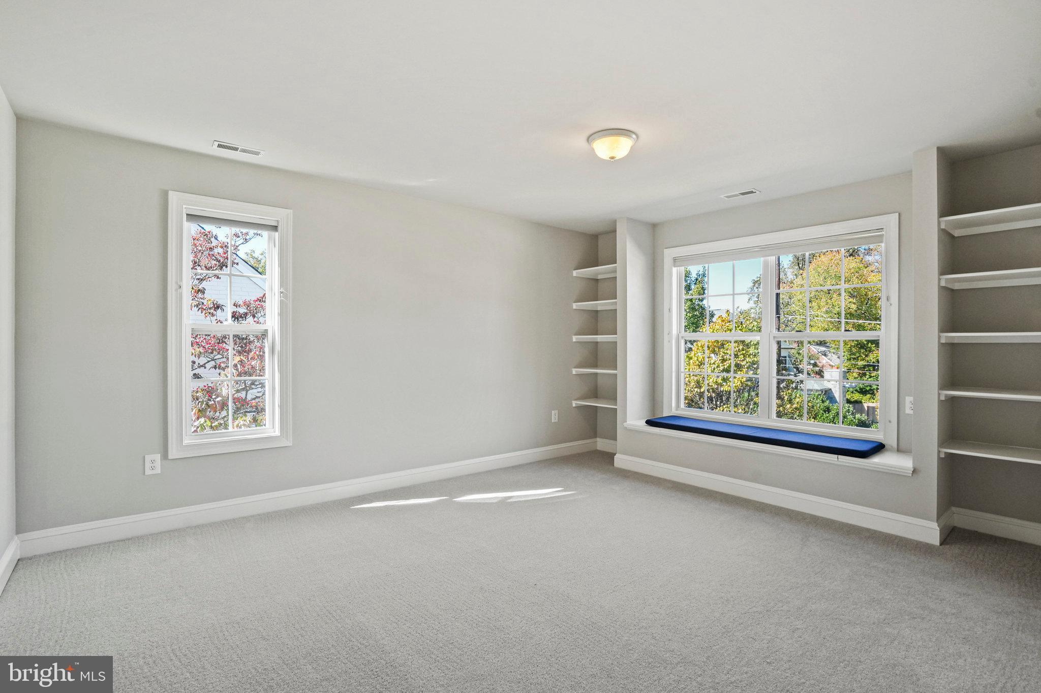 HUNTINGTON TERRACE - Residential