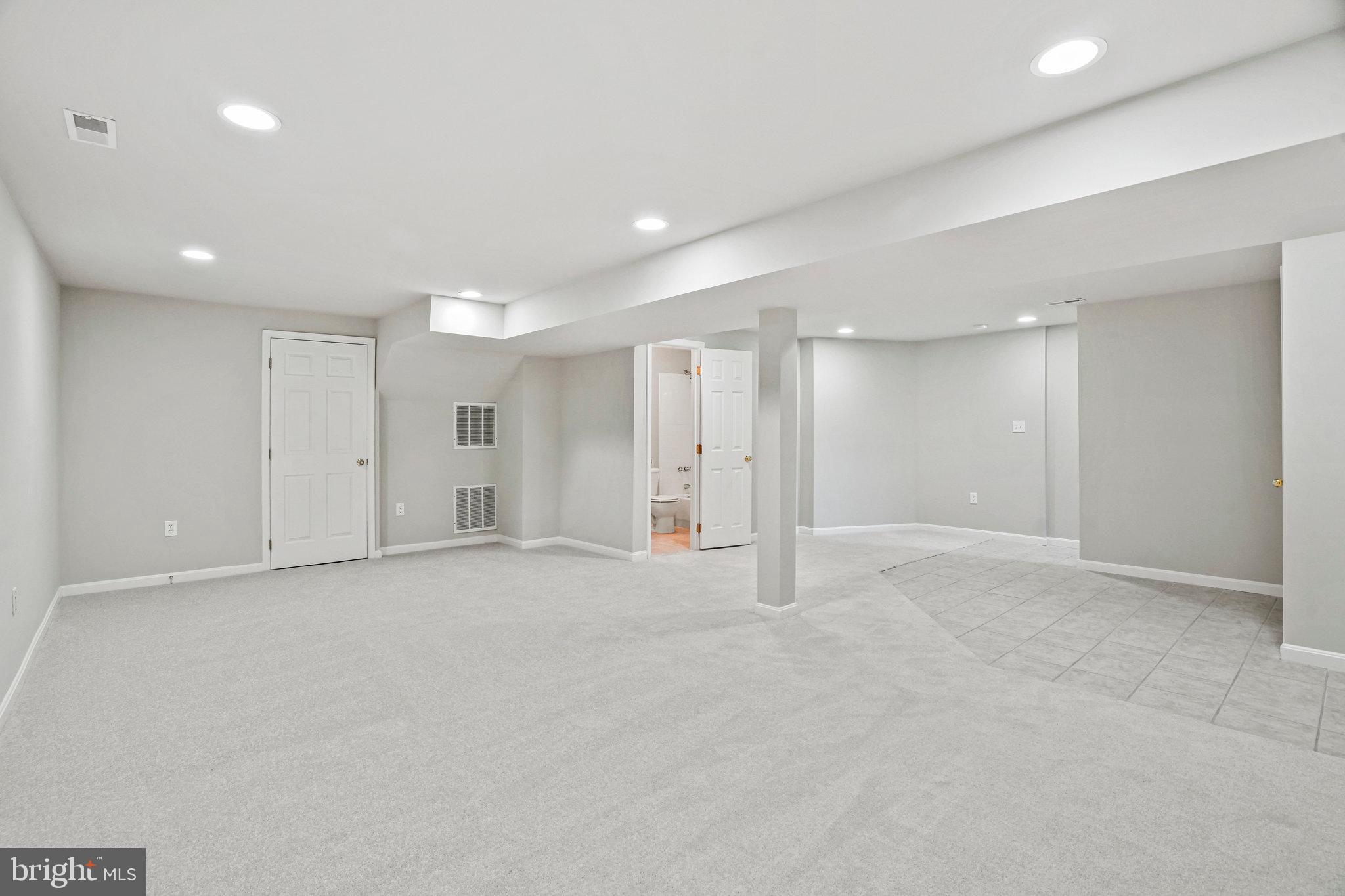 HUNTINGTON TERRACE - Residential