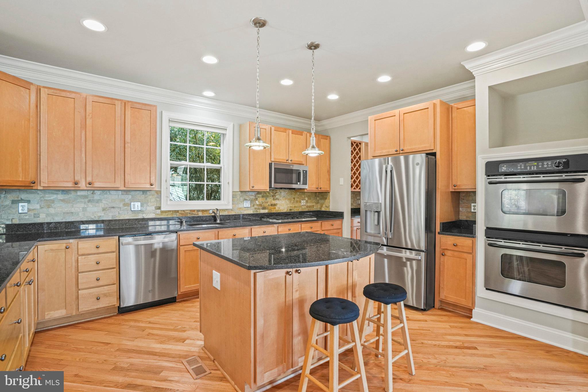 HUNTINGTON TERRACE - Residential