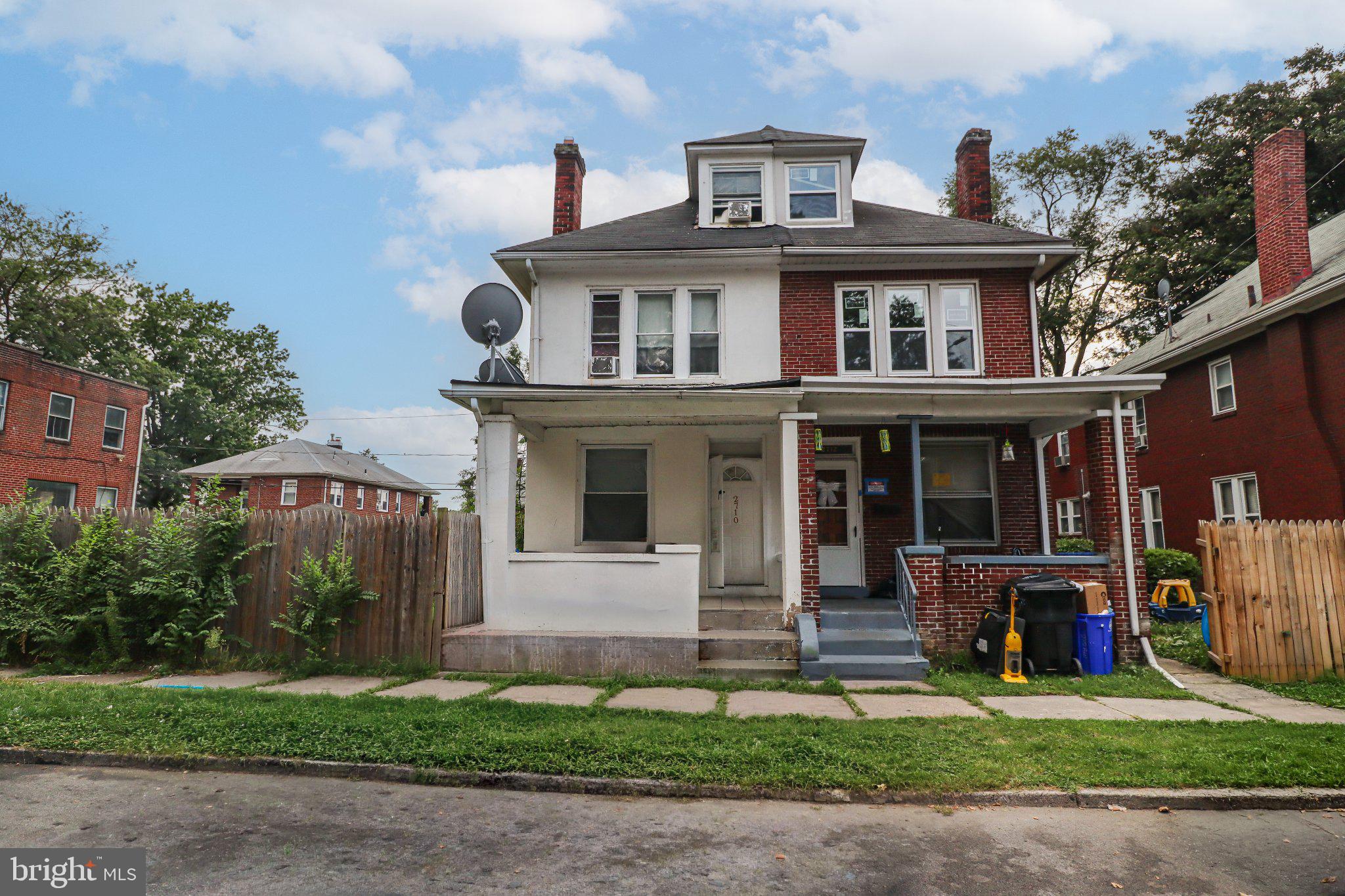 2710 REEL STREET