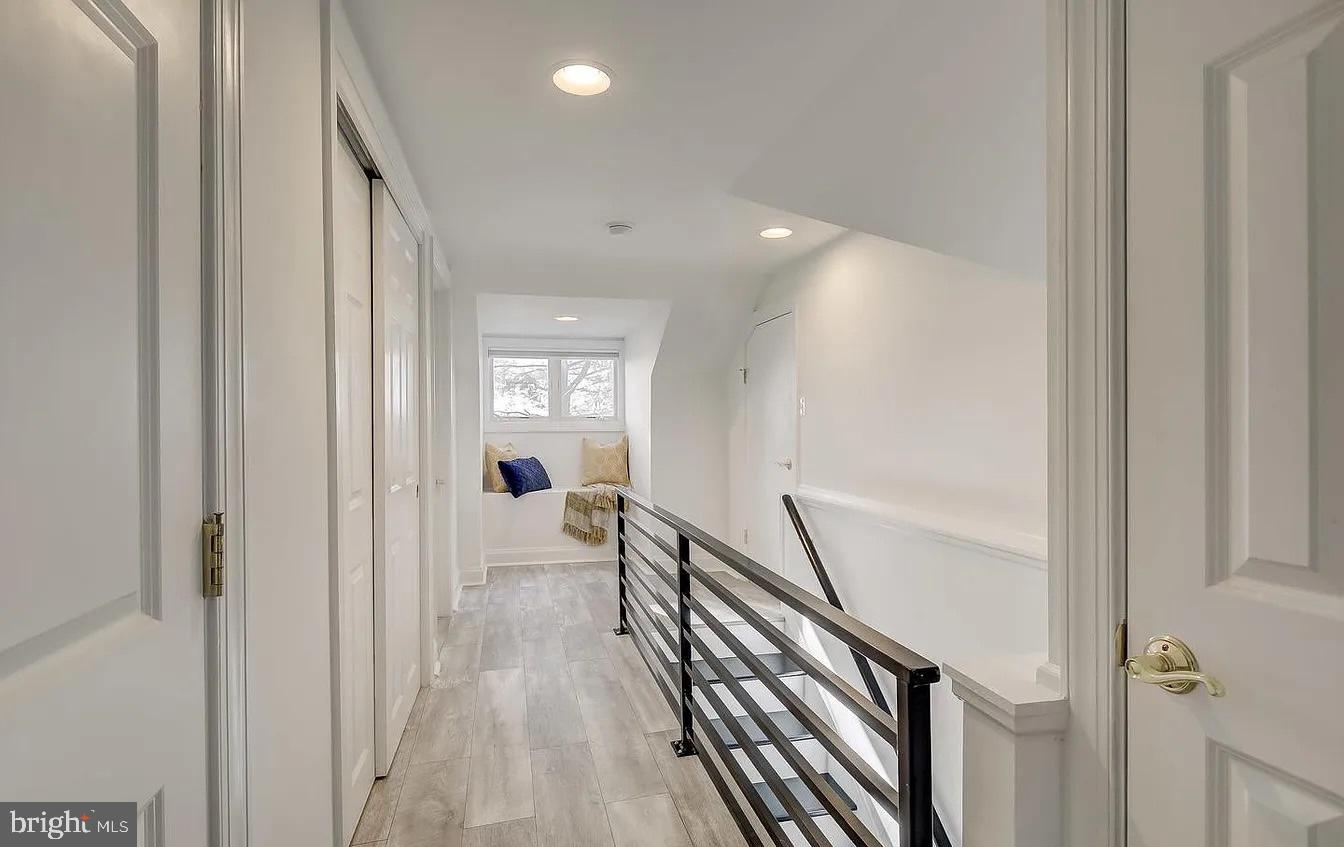 NORTH LAUREL PARK - Residential Lease