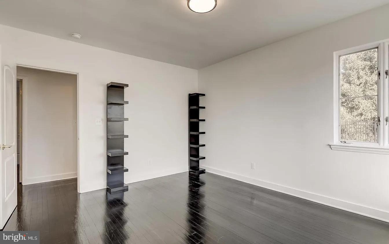 NORTH LAUREL PARK - Residential Lease