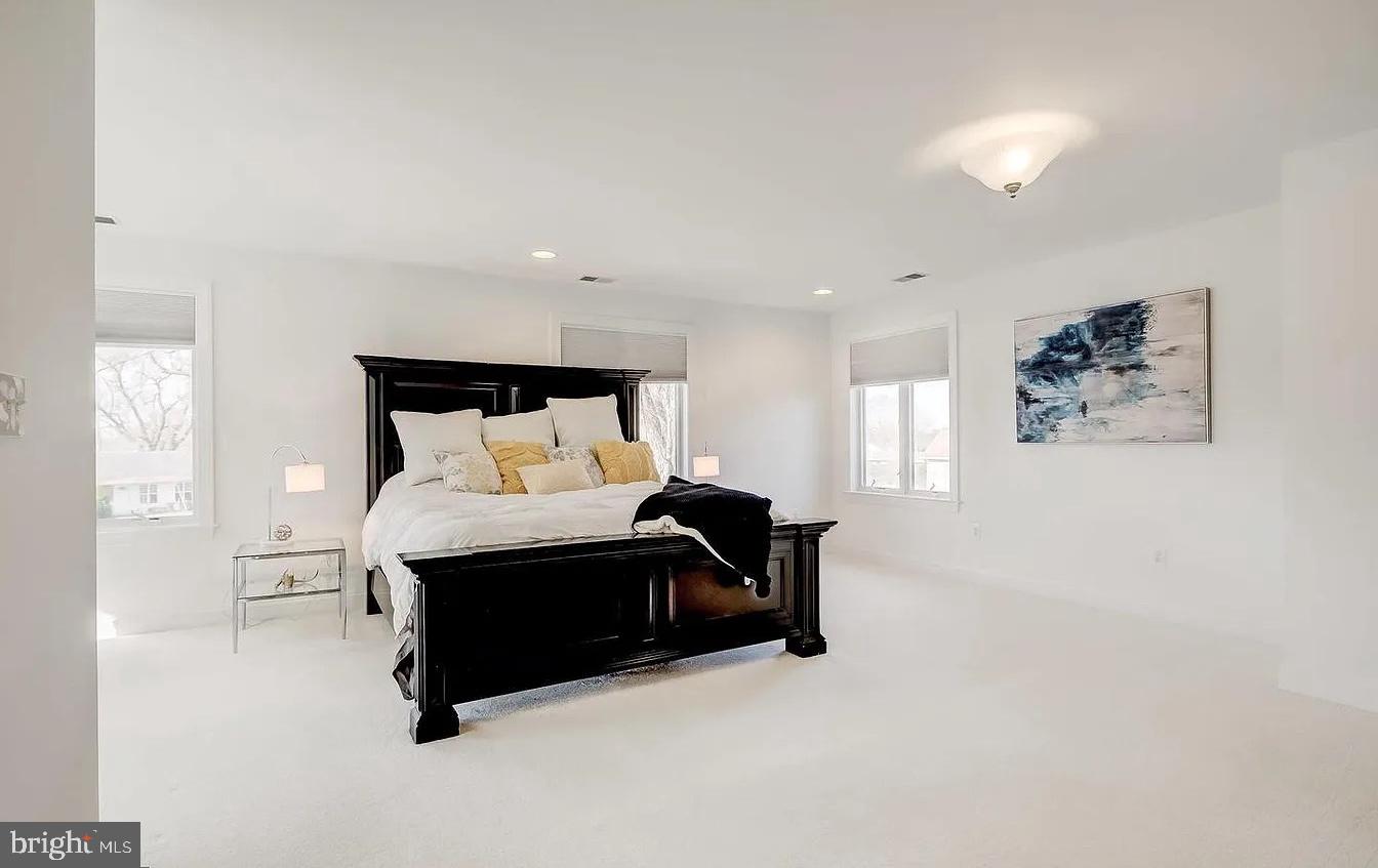 NORTH LAUREL PARK - Residential Lease