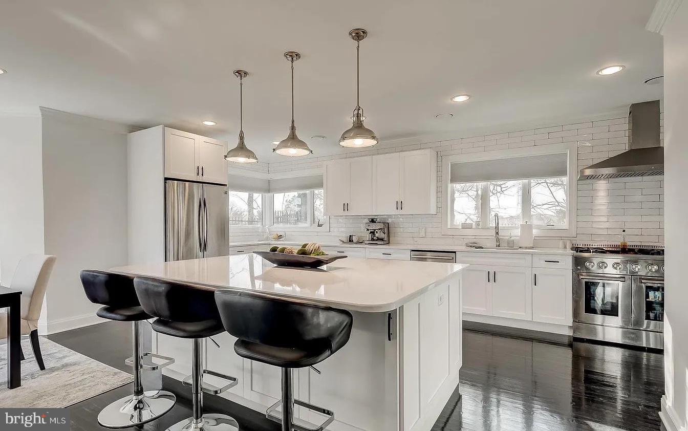 NORTH LAUREL PARK - Residential Lease