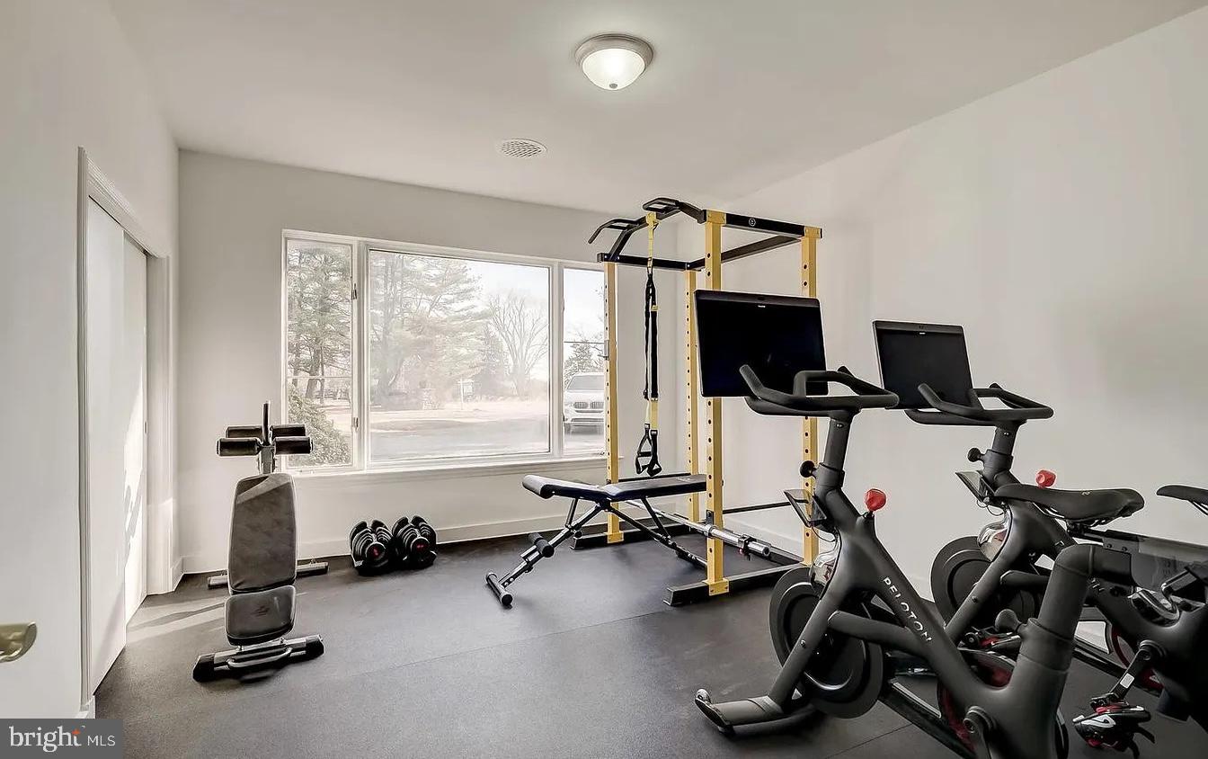 NORTH LAUREL PARK - Residential Lease