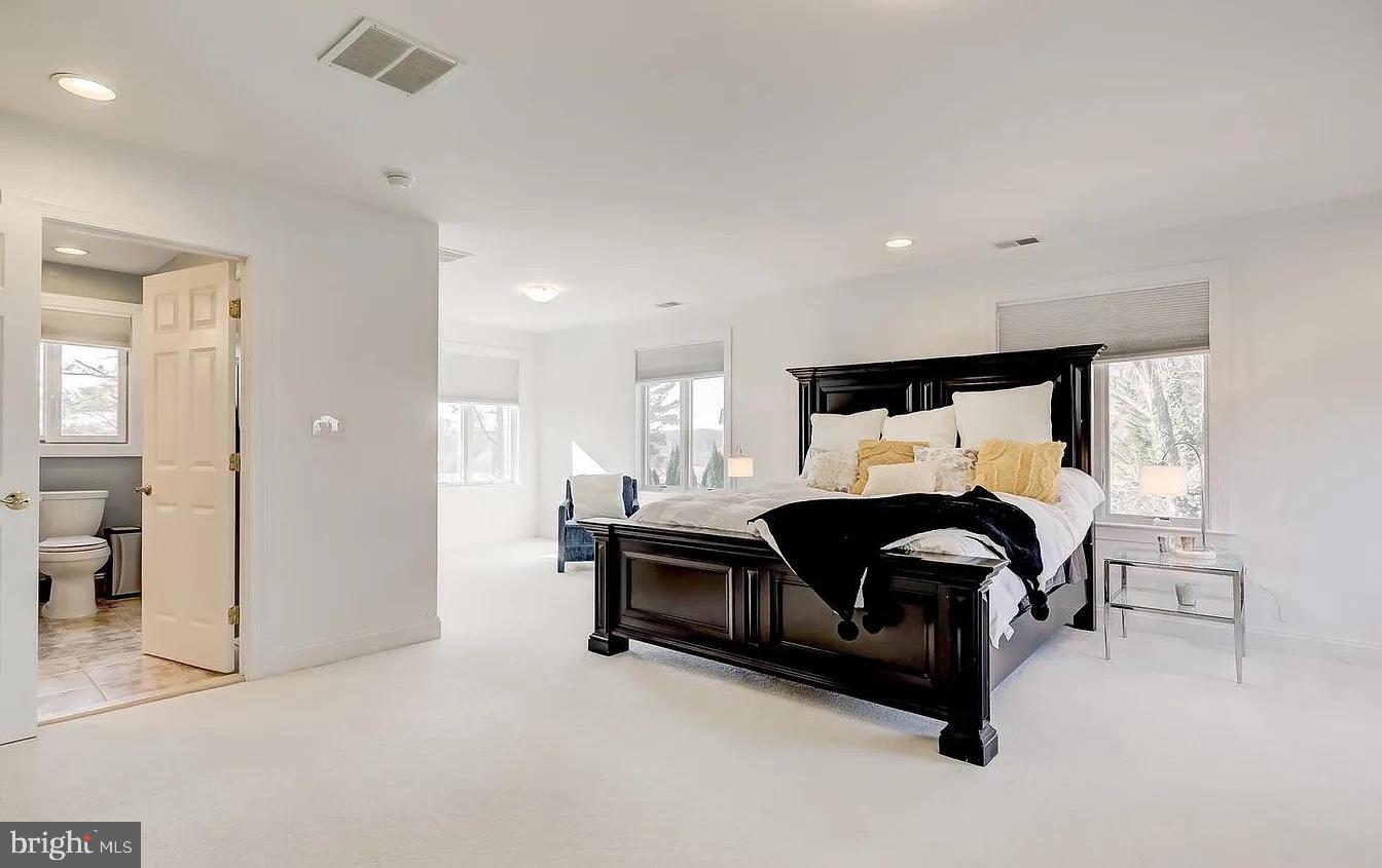 NORTH LAUREL PARK - Residential Lease