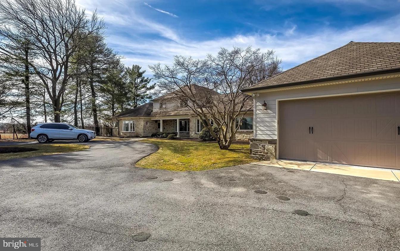 NORTH LAUREL PARK - Residential Lease