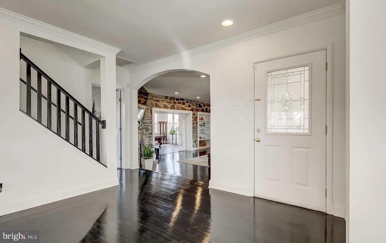 NORTH LAUREL PARK - Residential Lease