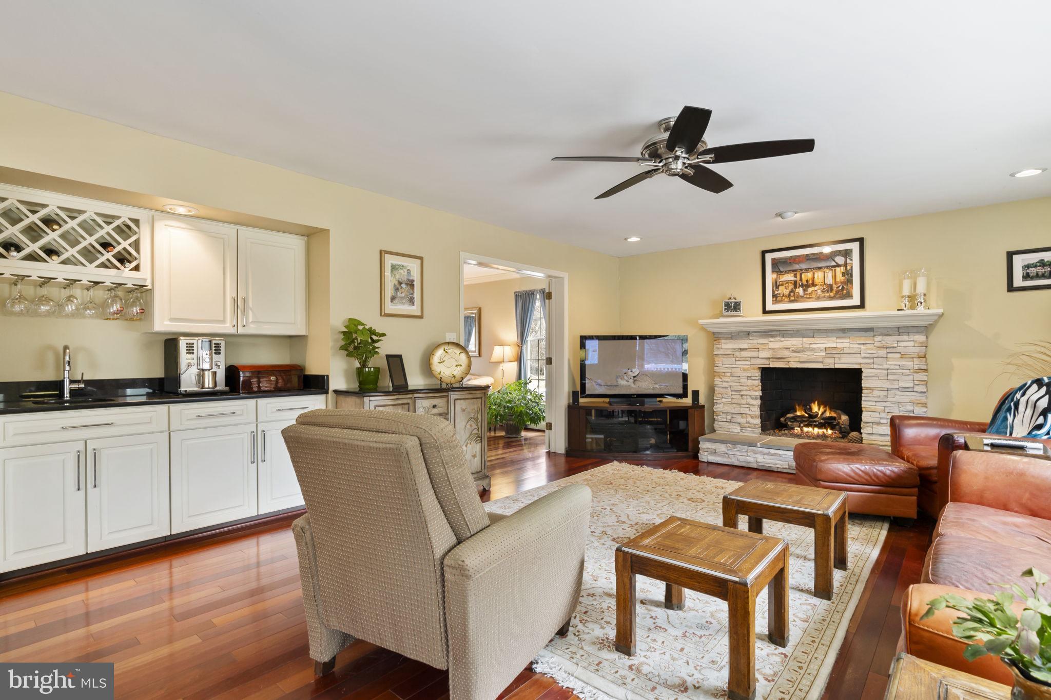 BRIARWOOD - Residential