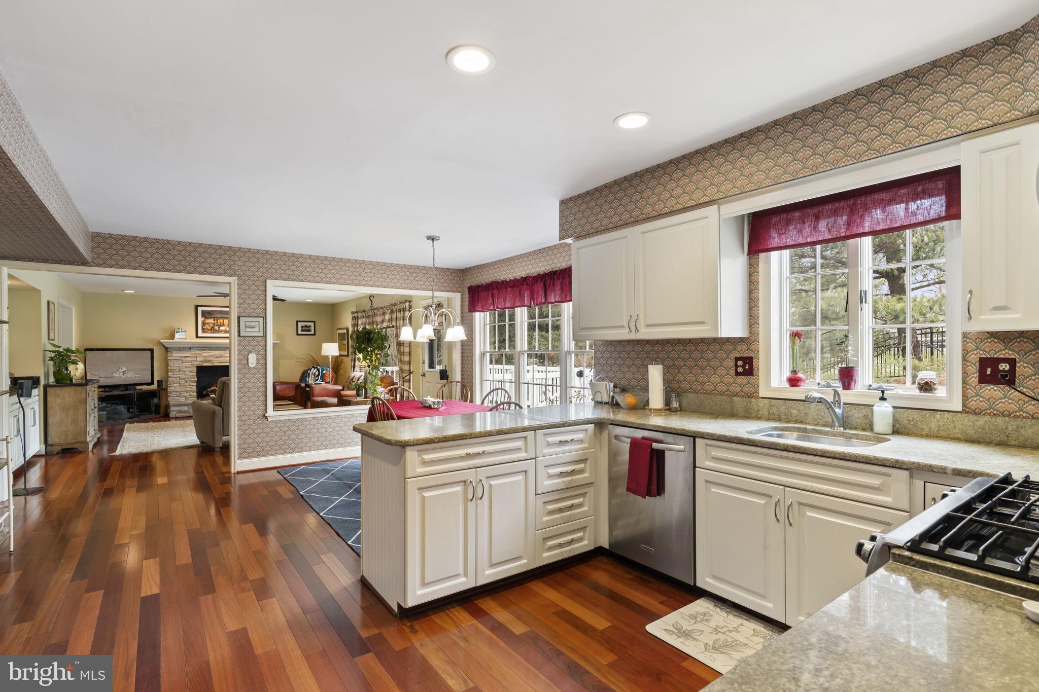 BRIARWOOD - Residential