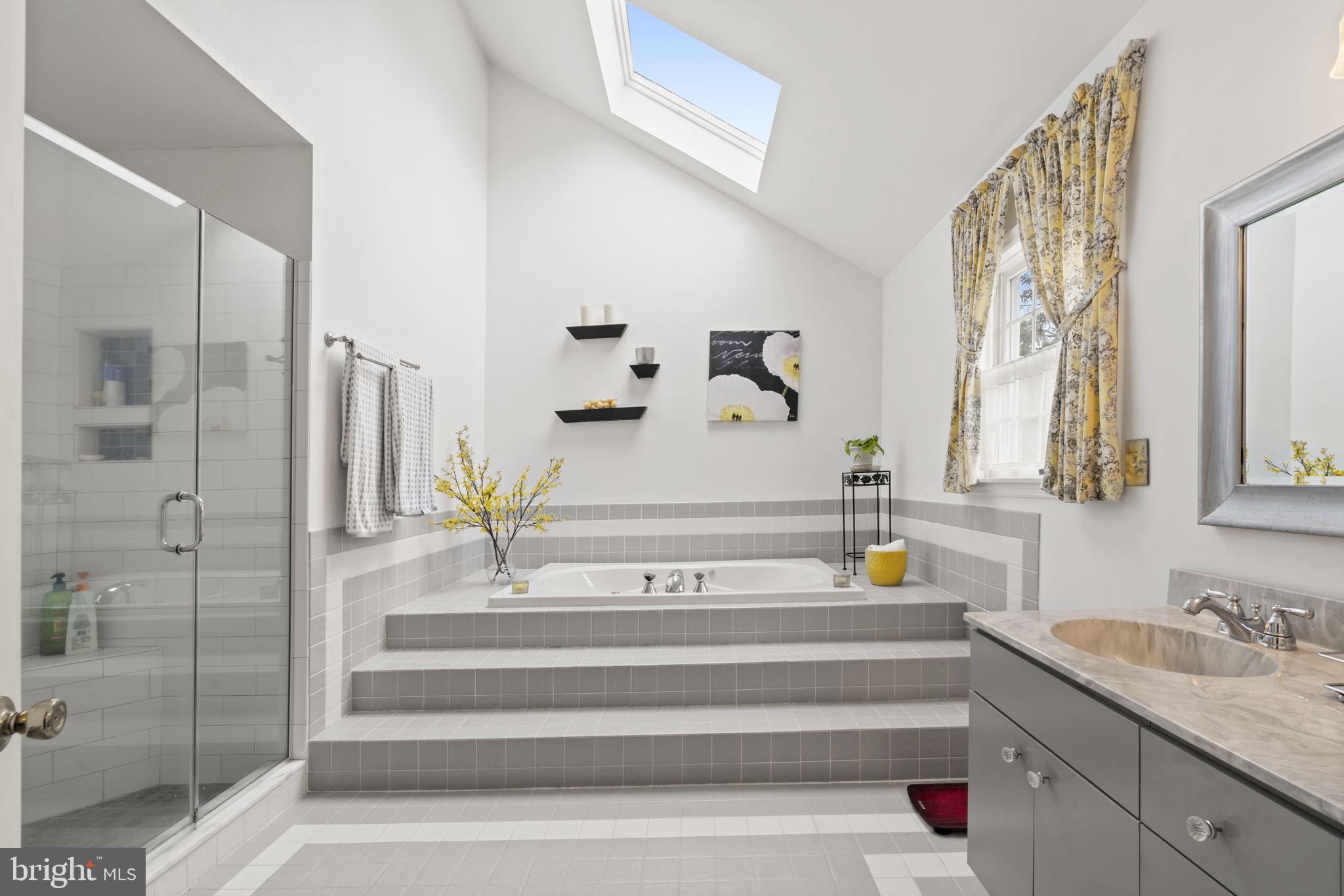 BRIARWOOD - Residential