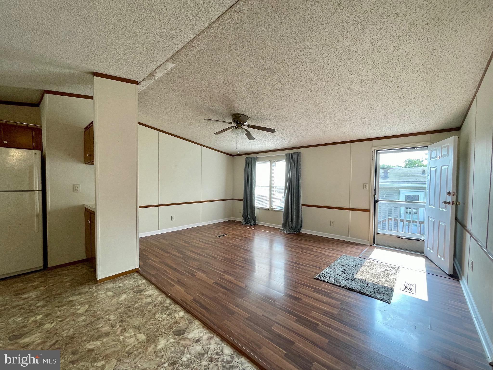 HIGHLAND MANOR - Residential