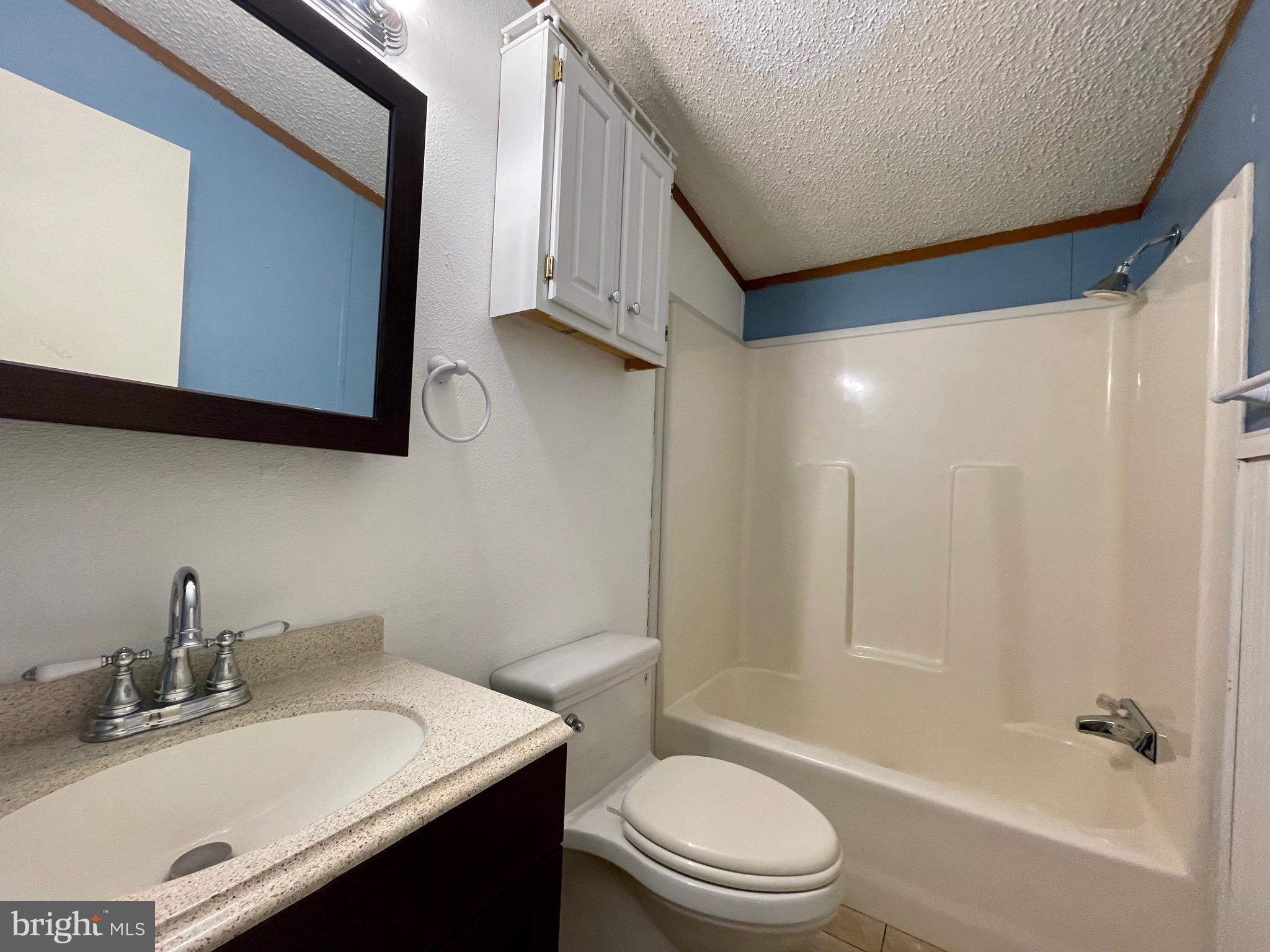 HIGHLAND MANOR - Residential