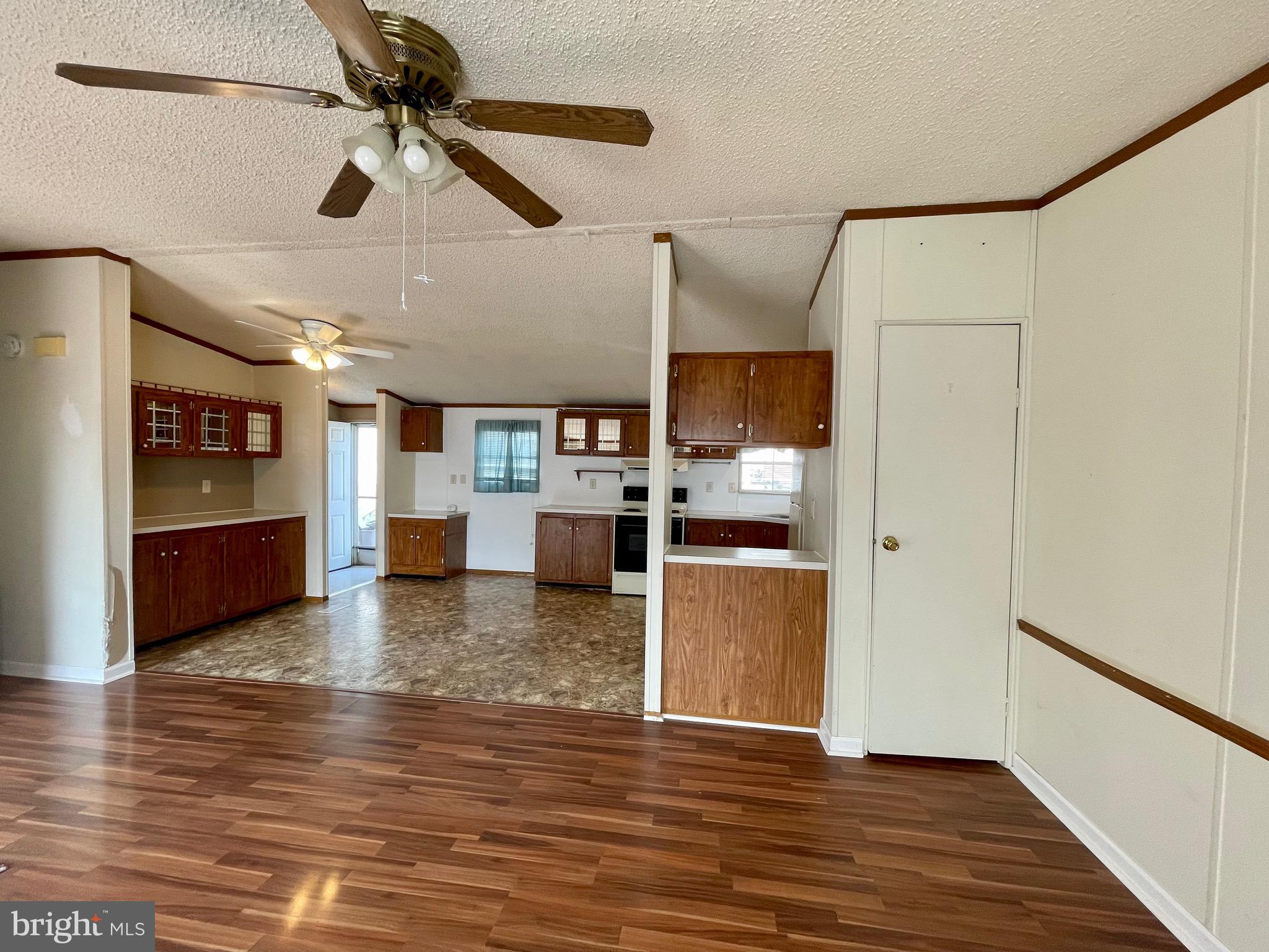 HIGHLAND MANOR - Residential