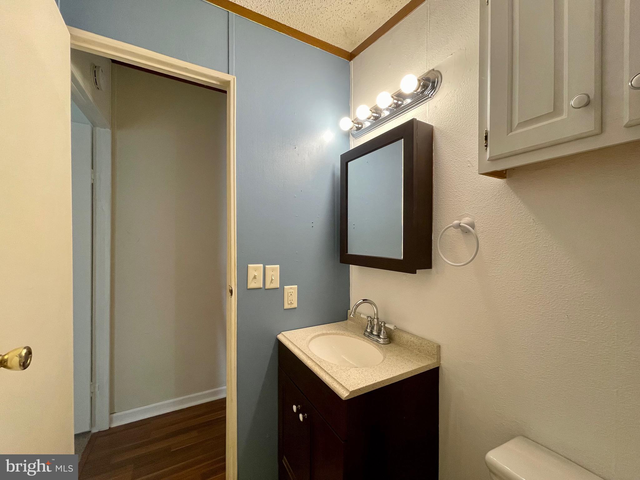 HIGHLAND MANOR - Residential