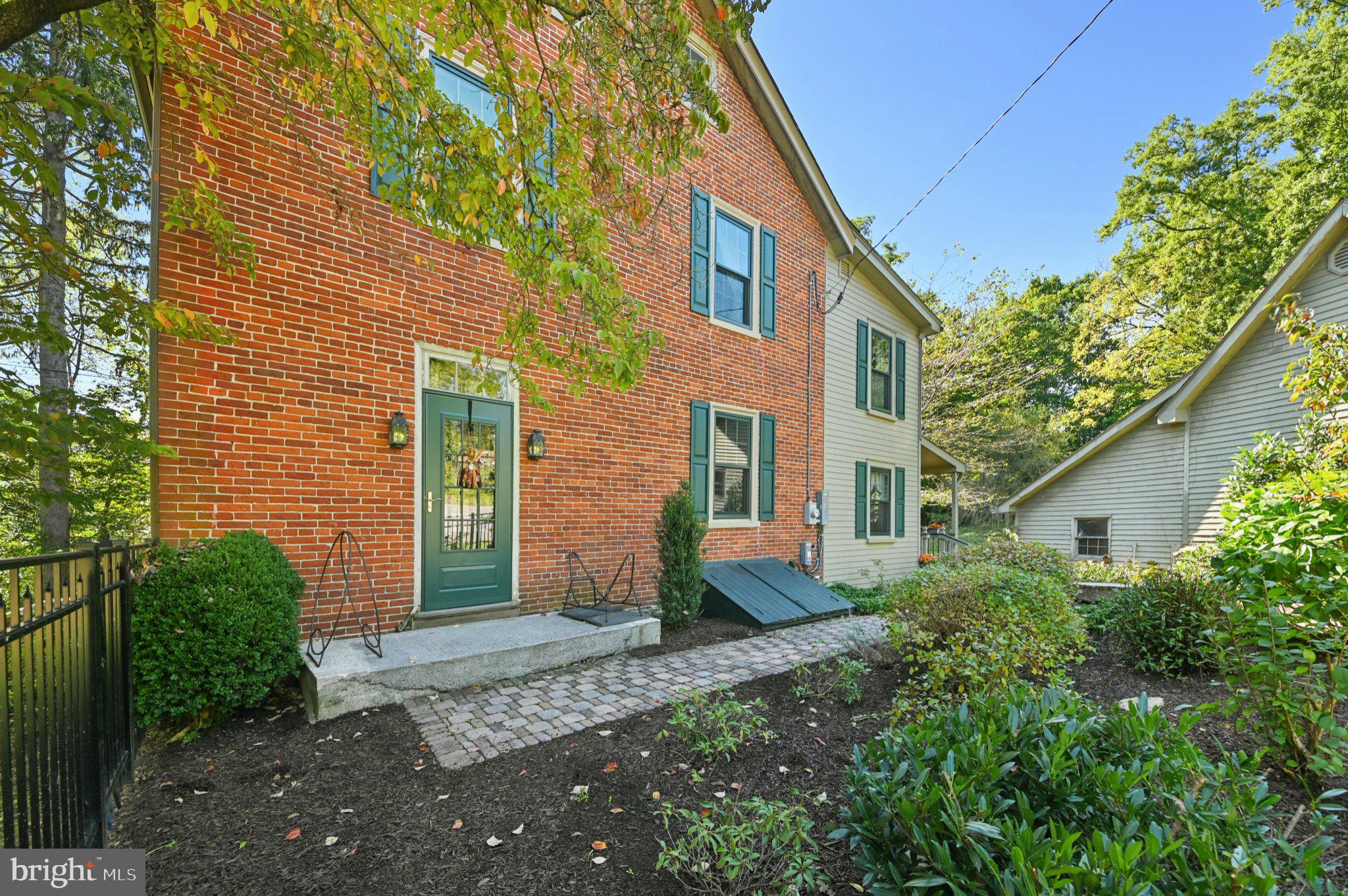 2100 DAKOTA DRIVE