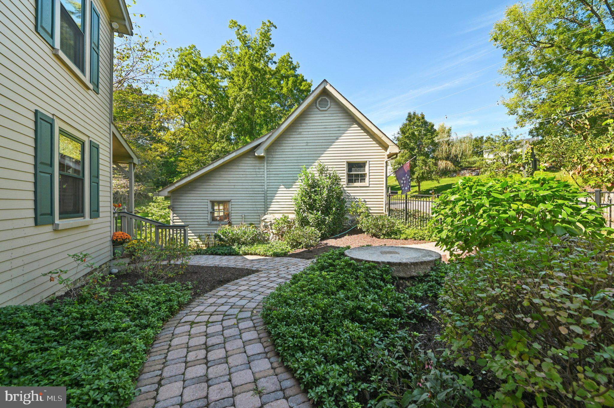 2100 DAKOTA DRIVE