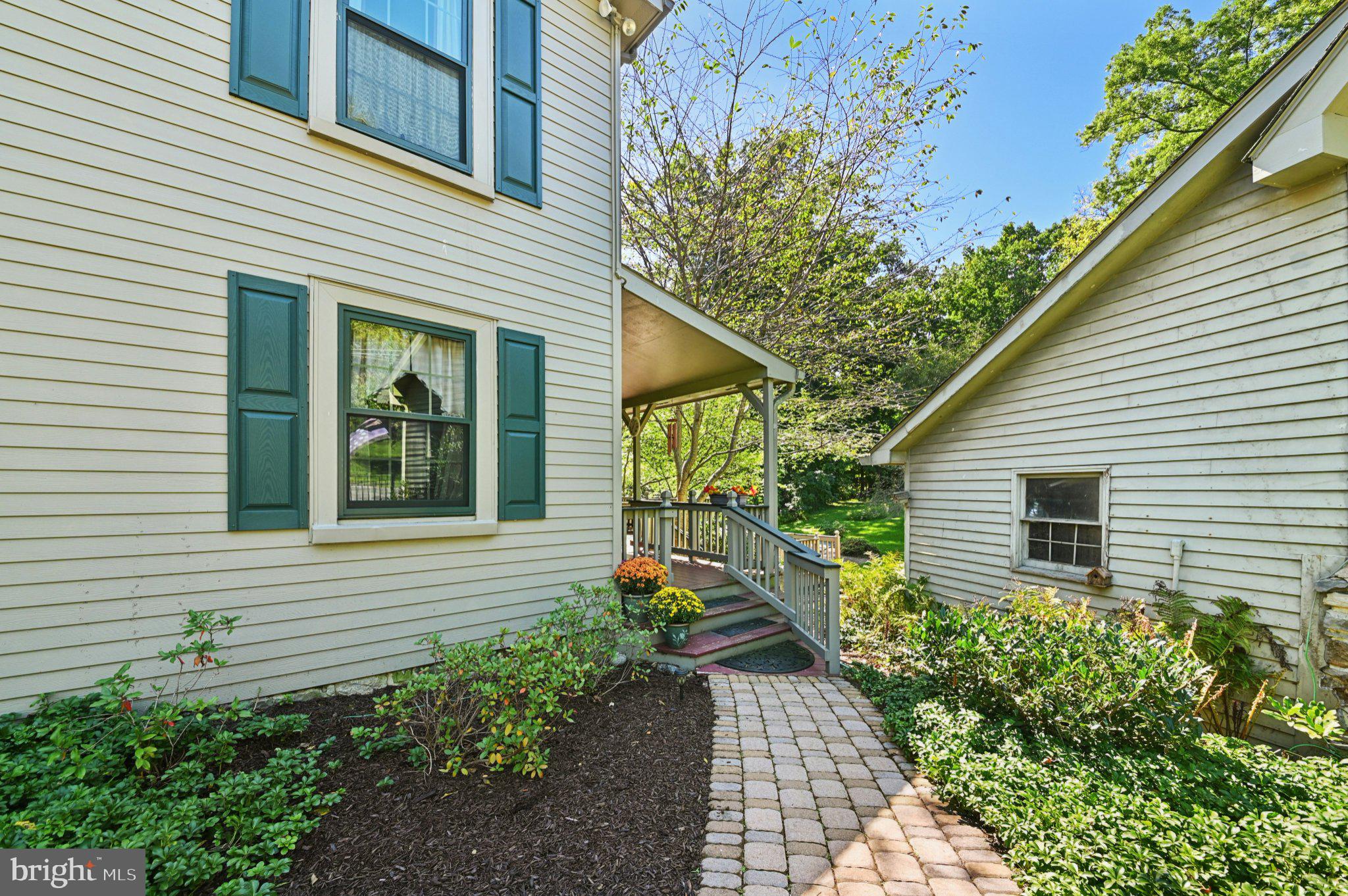 2100 DAKOTA DRIVE