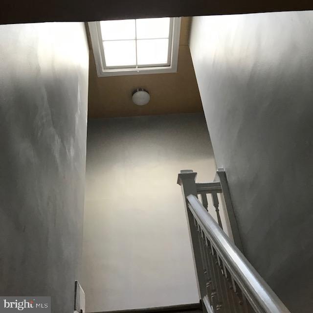 WINCHESTER - Residential