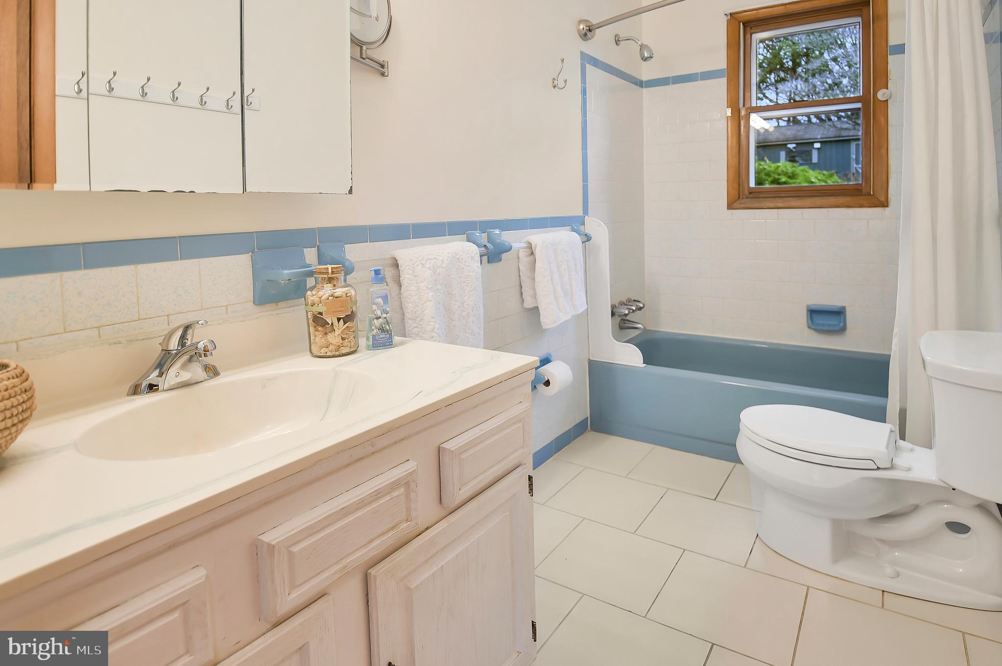 BRUNSWICK - Residential