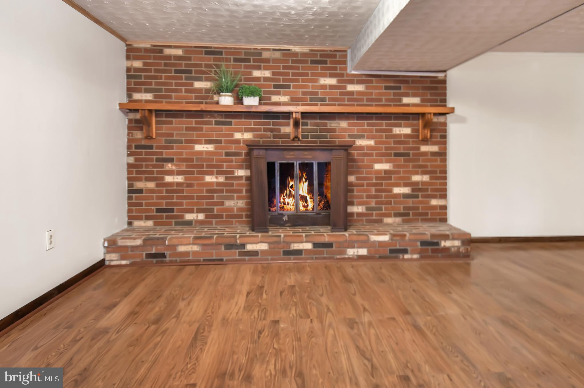 BRUNSWICK - Residential