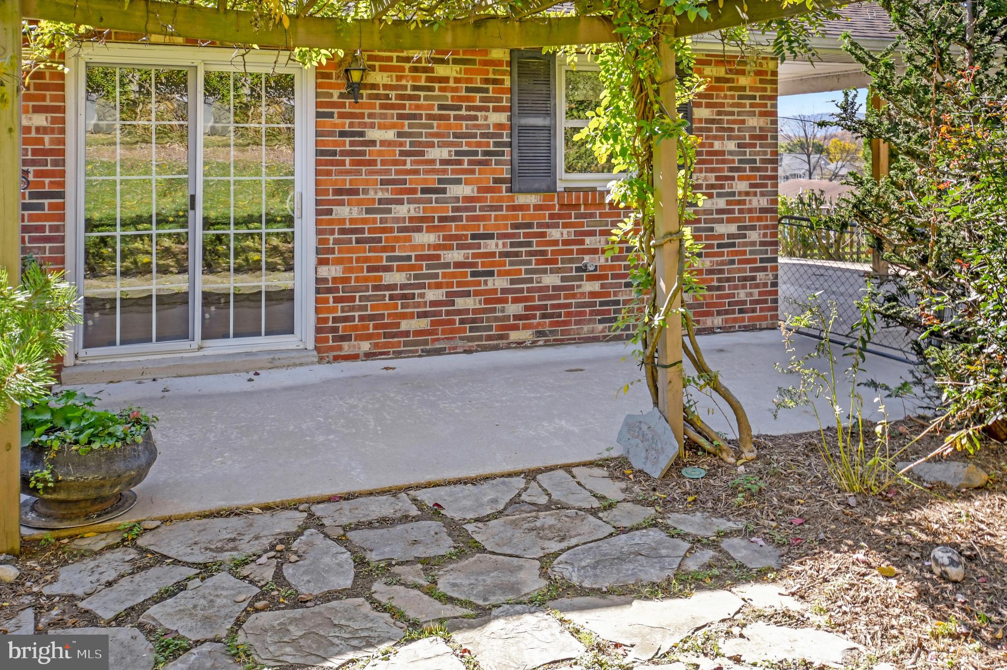 BRUNSWICK - Residential