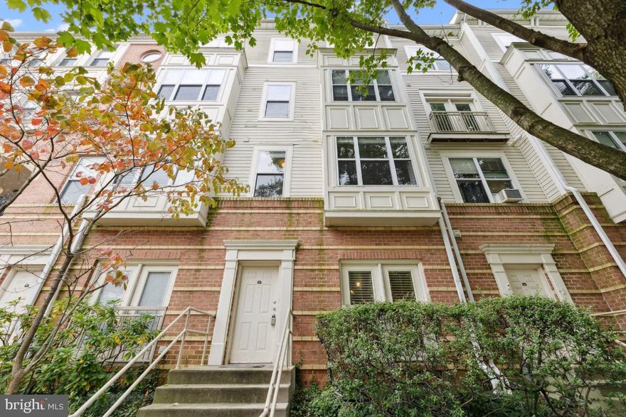 Don't miss this highly sought after gorgeous ground level 2 BR, 2 BA condo with private terrace overlooking green space/courtyard for optimal privacy. This dual entry unit boasts 1000+ sqft of living space on 2 levels with 2 bed/2bathrooms. Enjoy the 2 garage spaces or take advantage of  the short walk to Orange Line Vienna Metro! The kitchen is open to the living and dining rooms. The main living area includes tile floors, with laminate extending into the bedrooms. Guest parking passes convey with unit (ample visitor parking the the garage and surrounding the building) plus additional assigned parking available for rent. Great community amenities include clubhouse with recreation and sports center, outdoor pool, golf simulation theatre, indoor basketball court, cinema room, game/billiard room, high-speed computer lounge, 24-hour fitness room, courtyard with grills. Minutes to W&OD Trail and Nottoway Park.