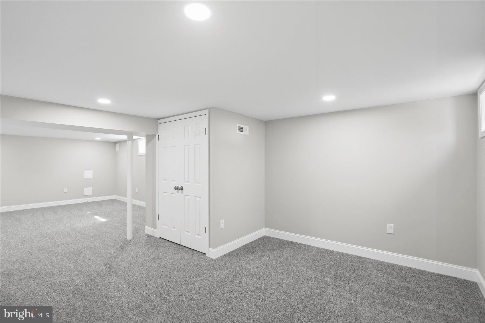 NORTHWOOD - Residential
