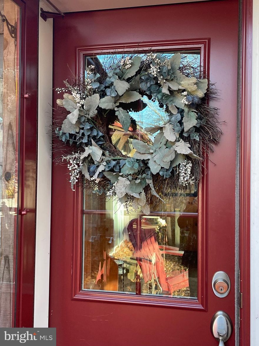 First time as a rental ! Charming sunny 2-bedroom guest house in excellent condition is available furnished or unfurnished - your choice. Tenant will have private use of spacious yard with lovely deck (not all 26 acres) to enjoy the coming spring surrounded by beautiful plantings/trees, and your own driveway. Perfect for full-time living or a great weekend retreat! Piedmont Broadband Internet included with rent. Tenant responsible for separate electric meter charges.  Must qualify via RentSpree Application:  https://apply.link/0CY6mFo. Application fee = $49.99 per person 18 and over. Located near the "happening" town of Sperryville, the Shenandoah National Park, wineries, breweries, eateries, art galleries, and more!