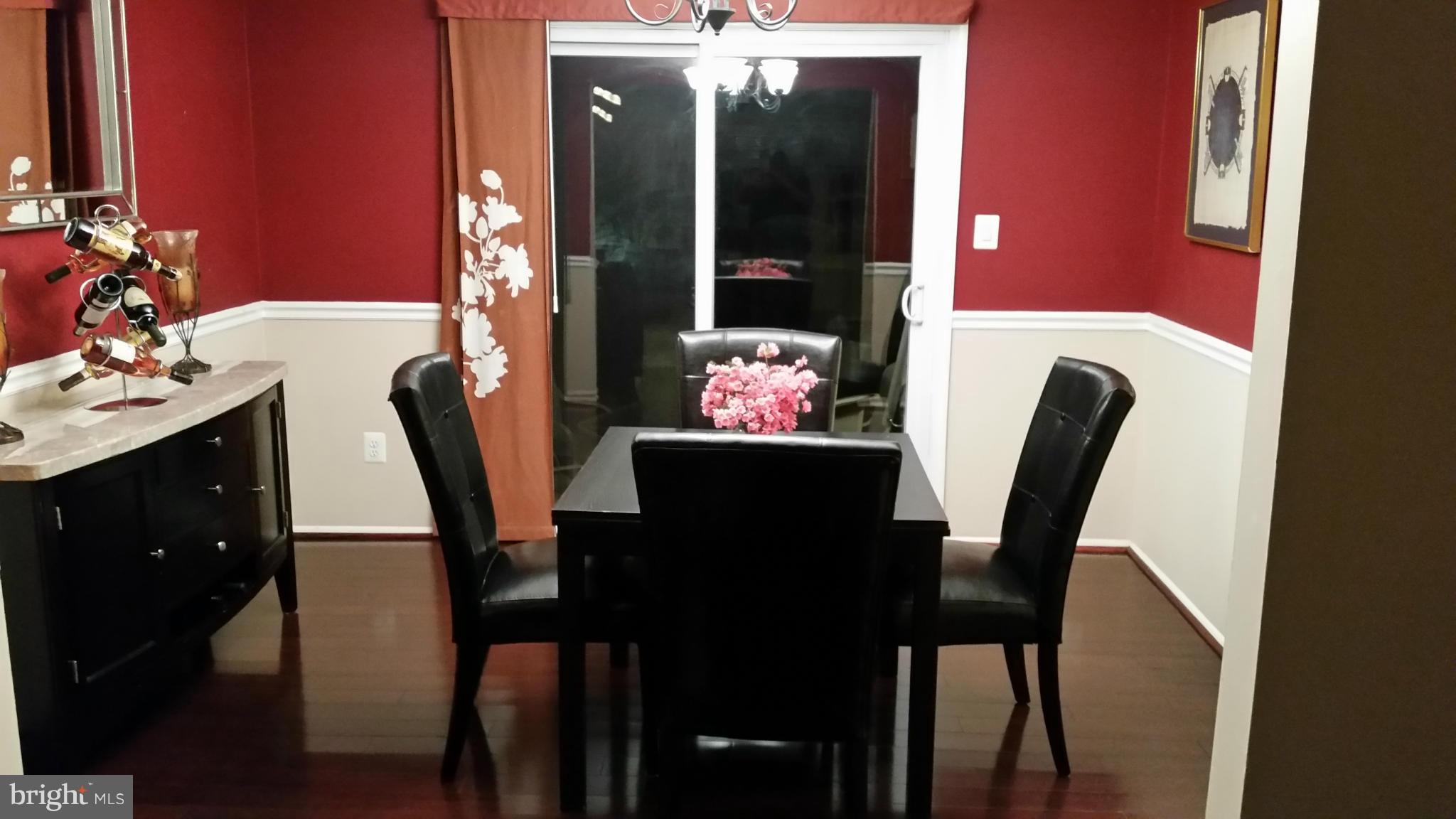 NEWINGTON STATION - Residential