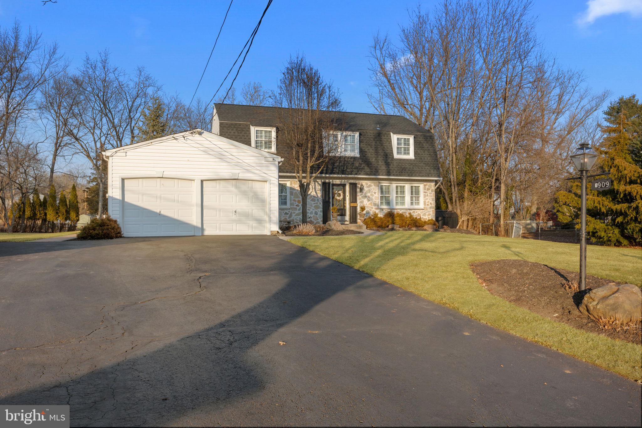 PALOMINO FARMS - Residential