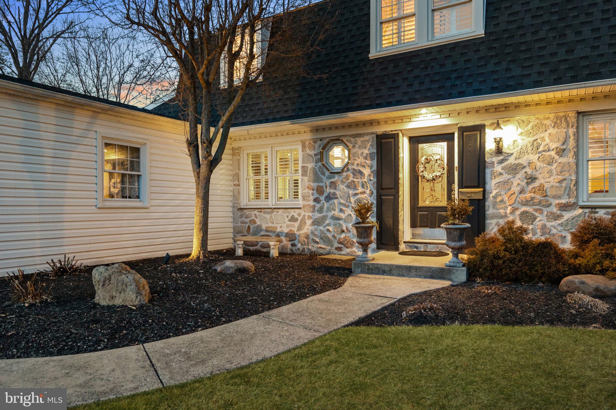 PALOMINO FARMS - Residential