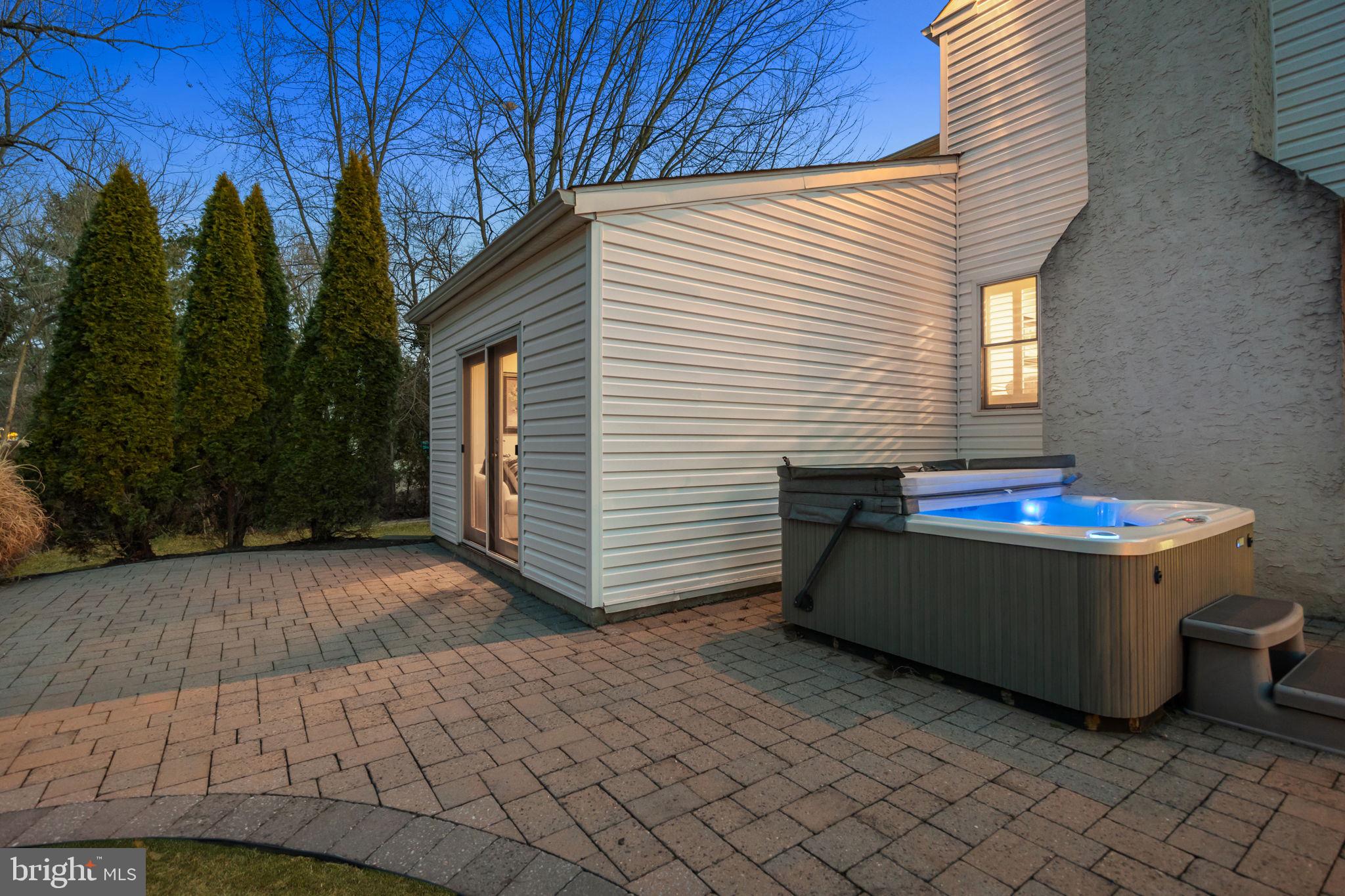 PALOMINO FARMS - Residential