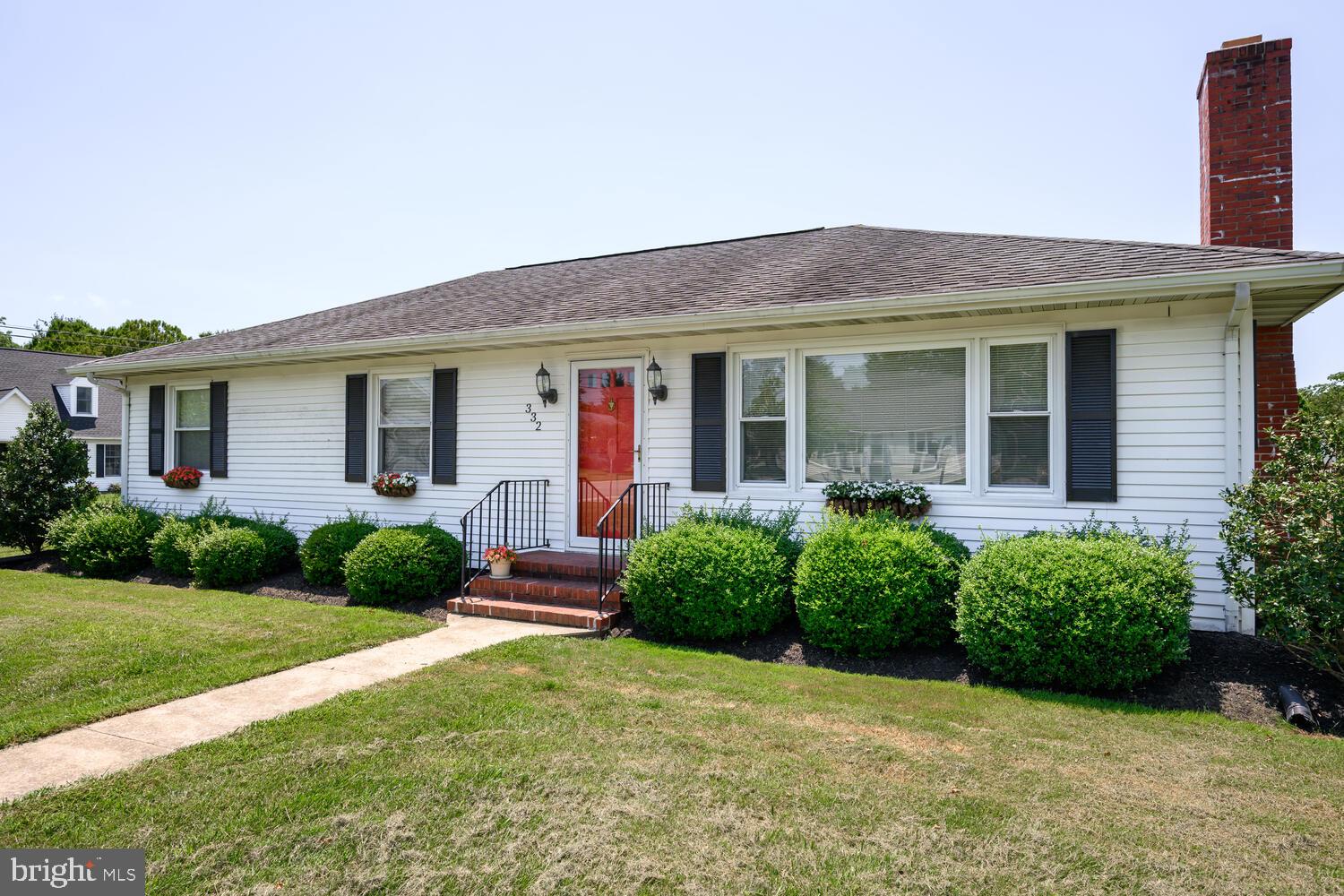 332 HOLLY STREET