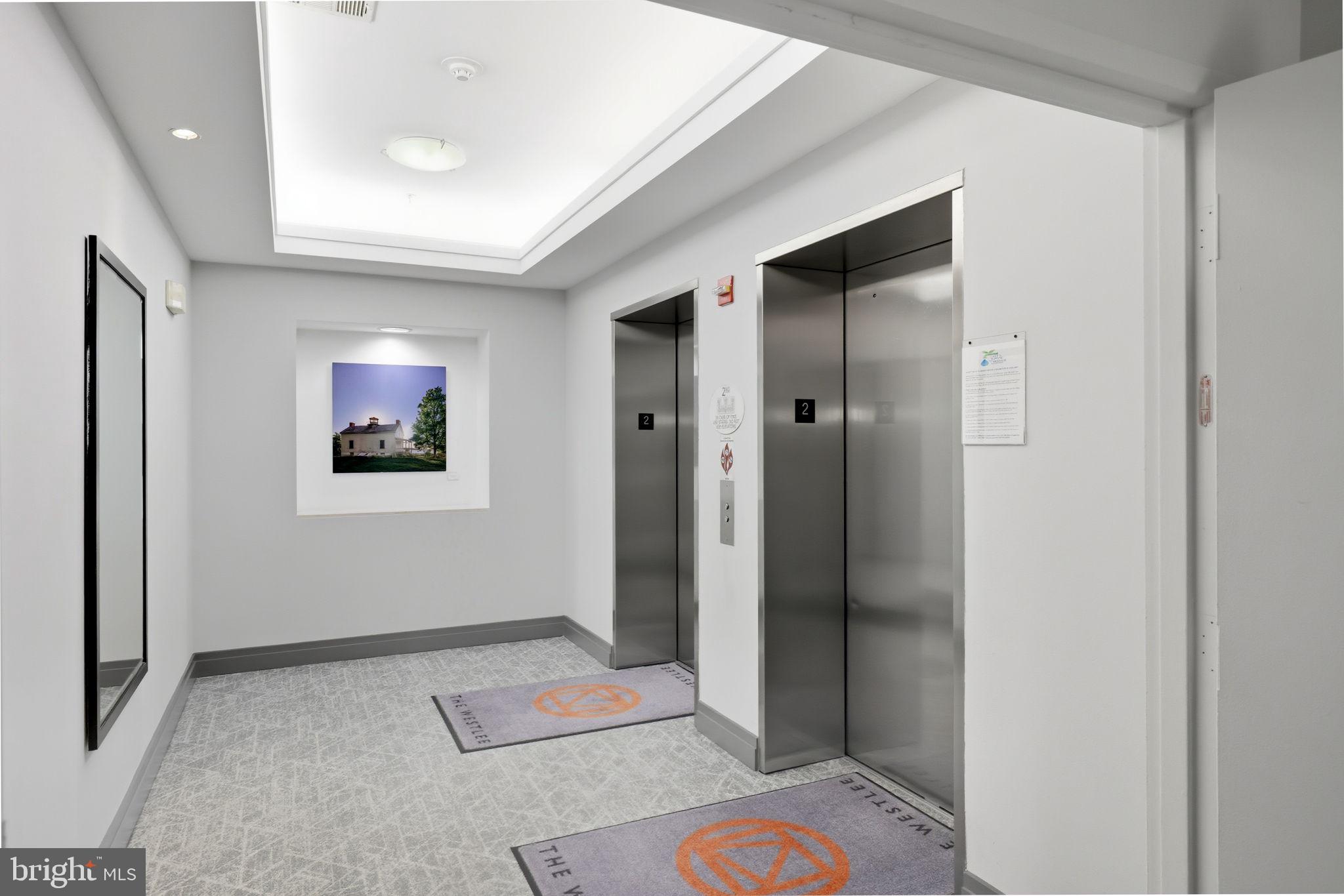 2200 N WESTMORELAND STREET 202