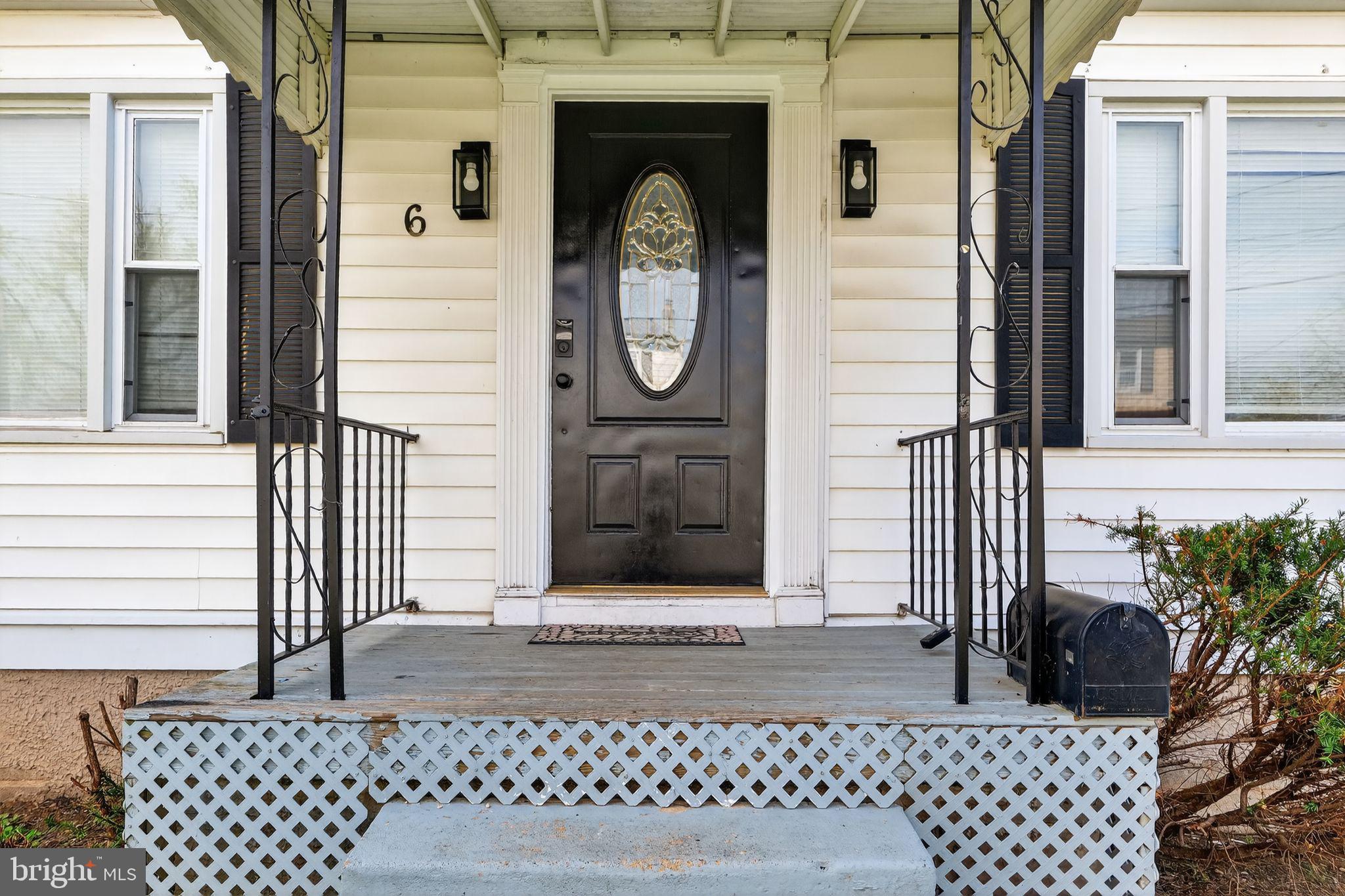 RIDGEWAY MANOR - Residential