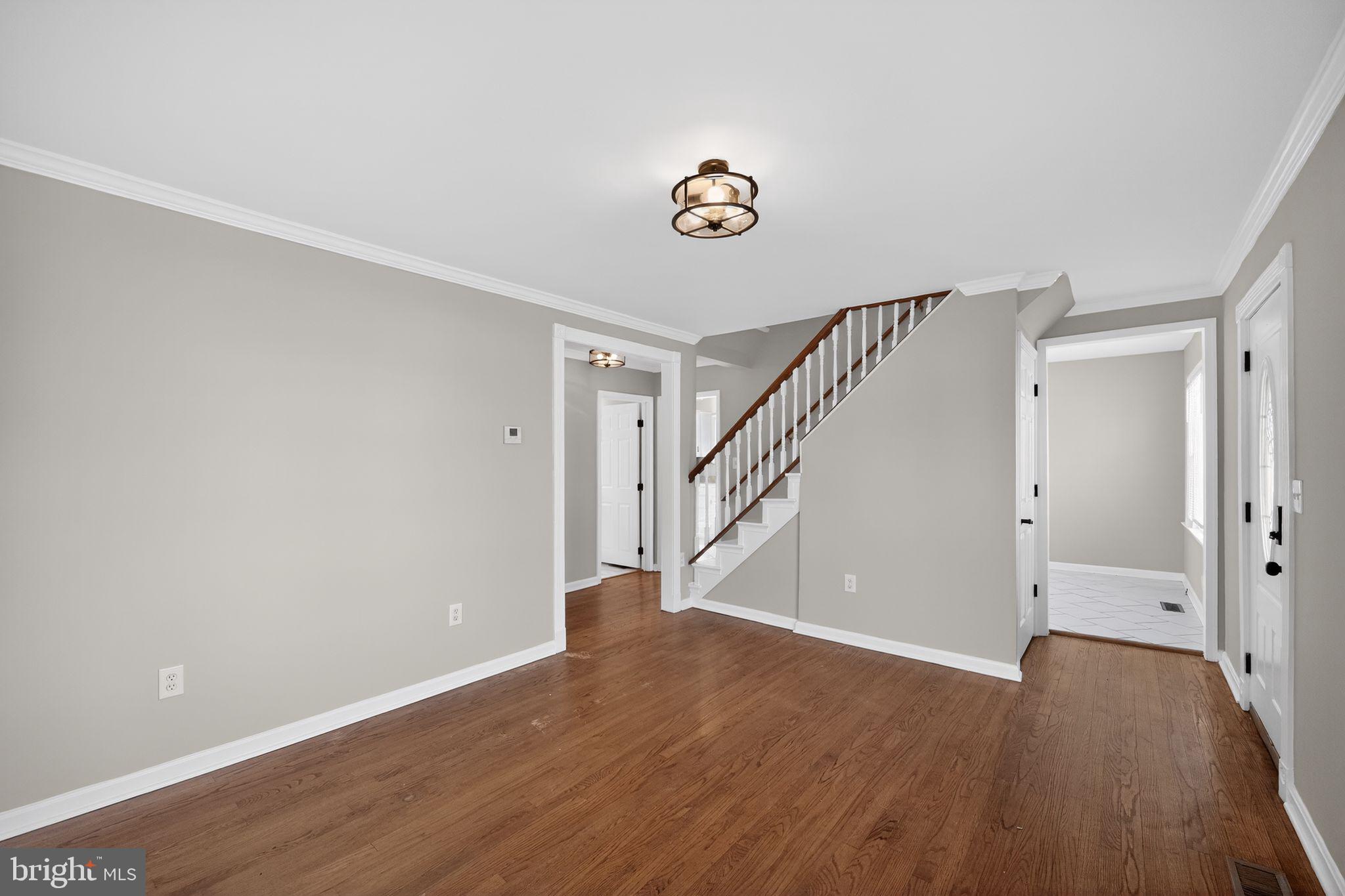 RIDGEWAY MANOR - Residential