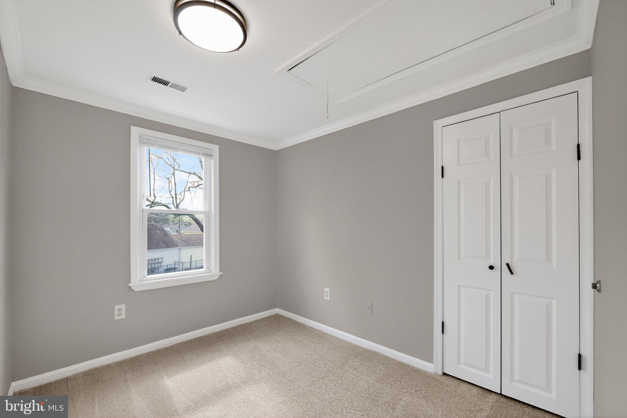 RIDGEWAY MANOR - Residential