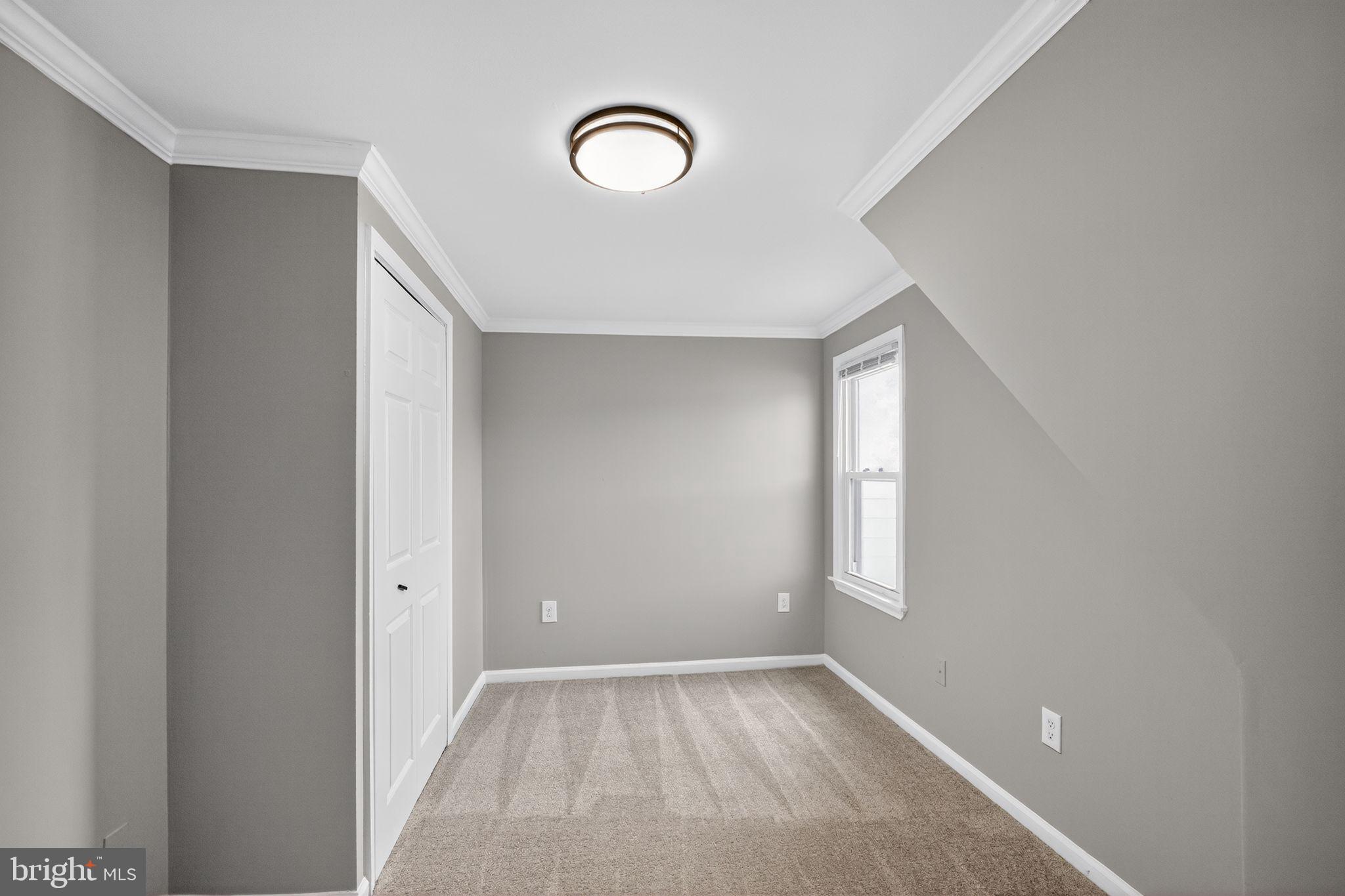 RIDGEWAY MANOR - Residential