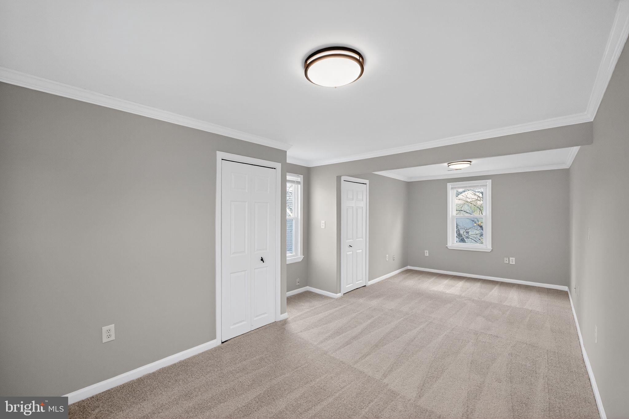 RIDGEWAY MANOR - Residential