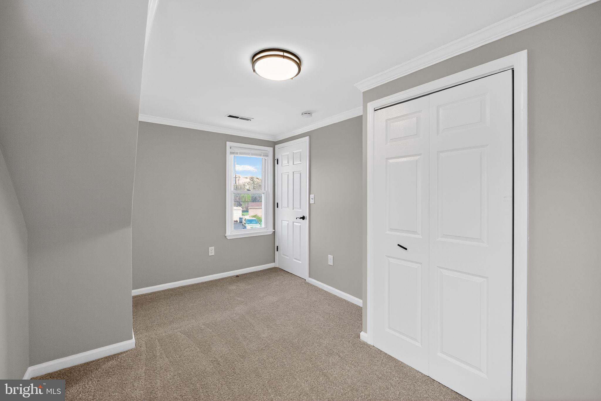 RIDGEWAY MANOR - Residential