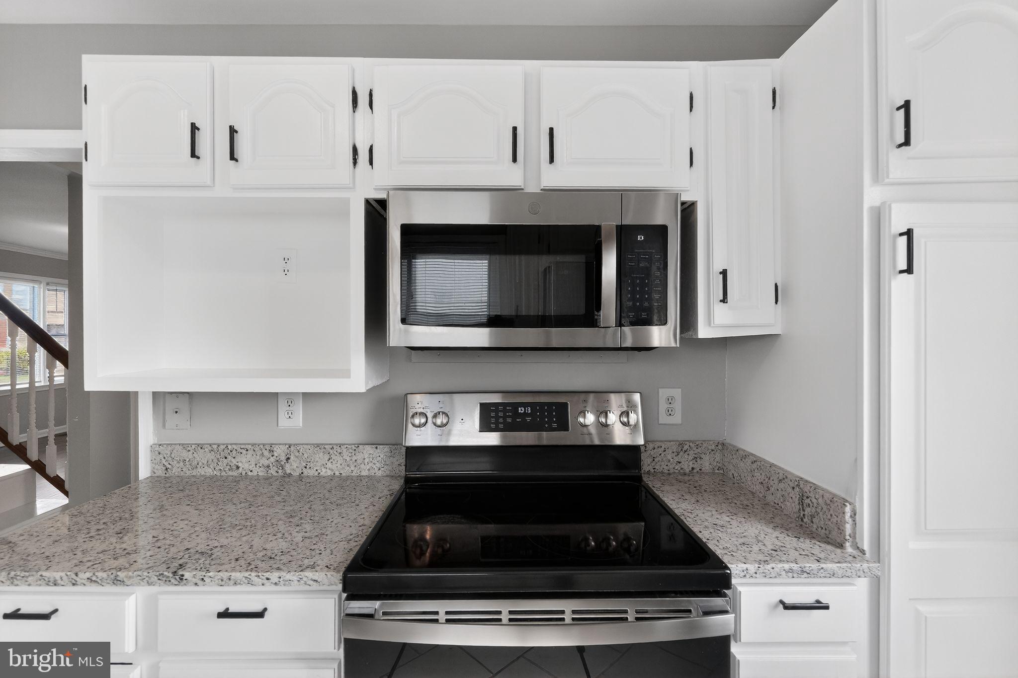 RIDGEWAY MANOR - Residential