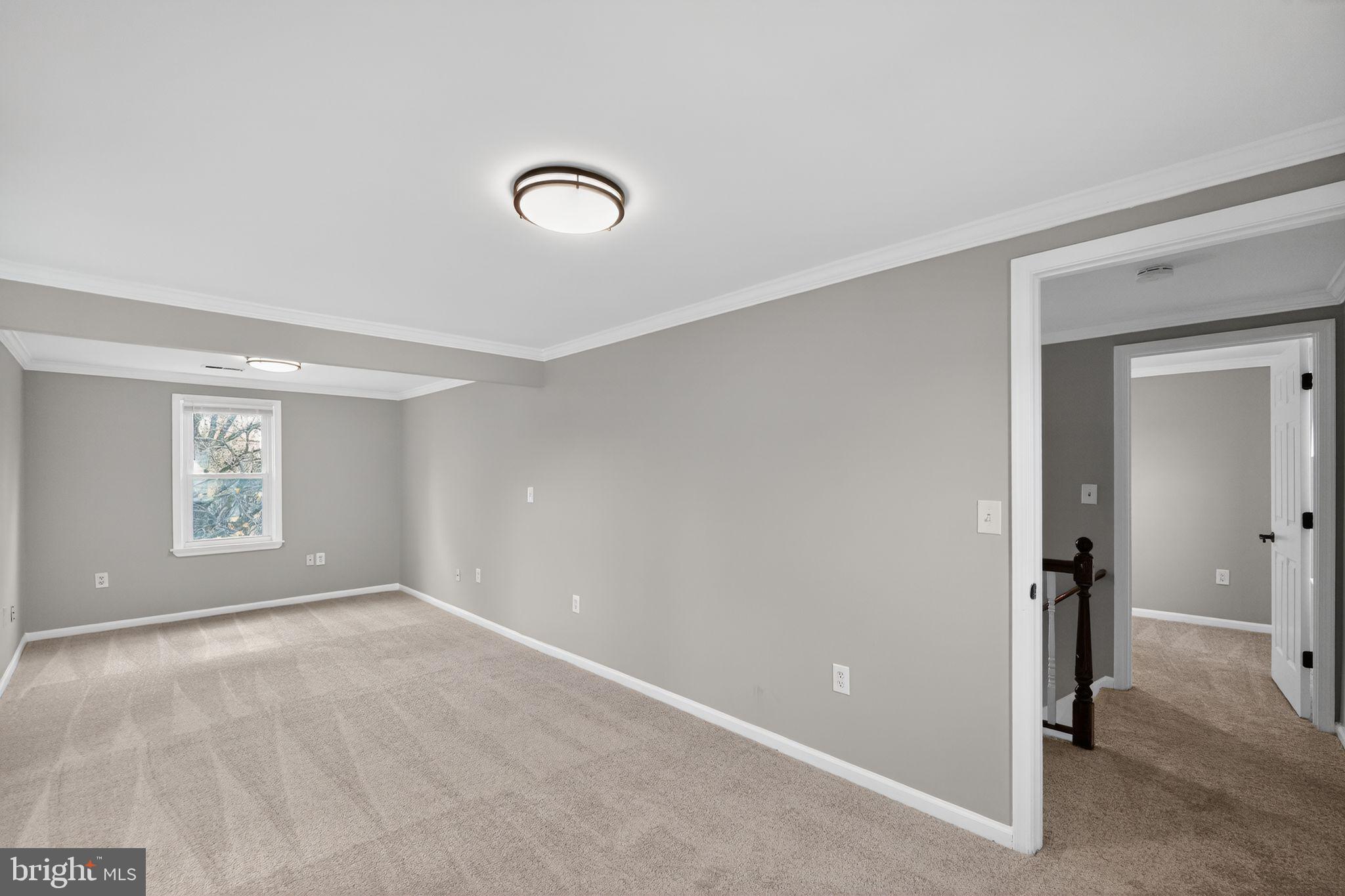 RIDGEWAY MANOR - Residential