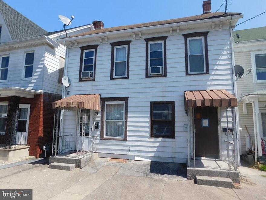 3 unit rental - great property for investors! everything is separate; tenants pay all utilities