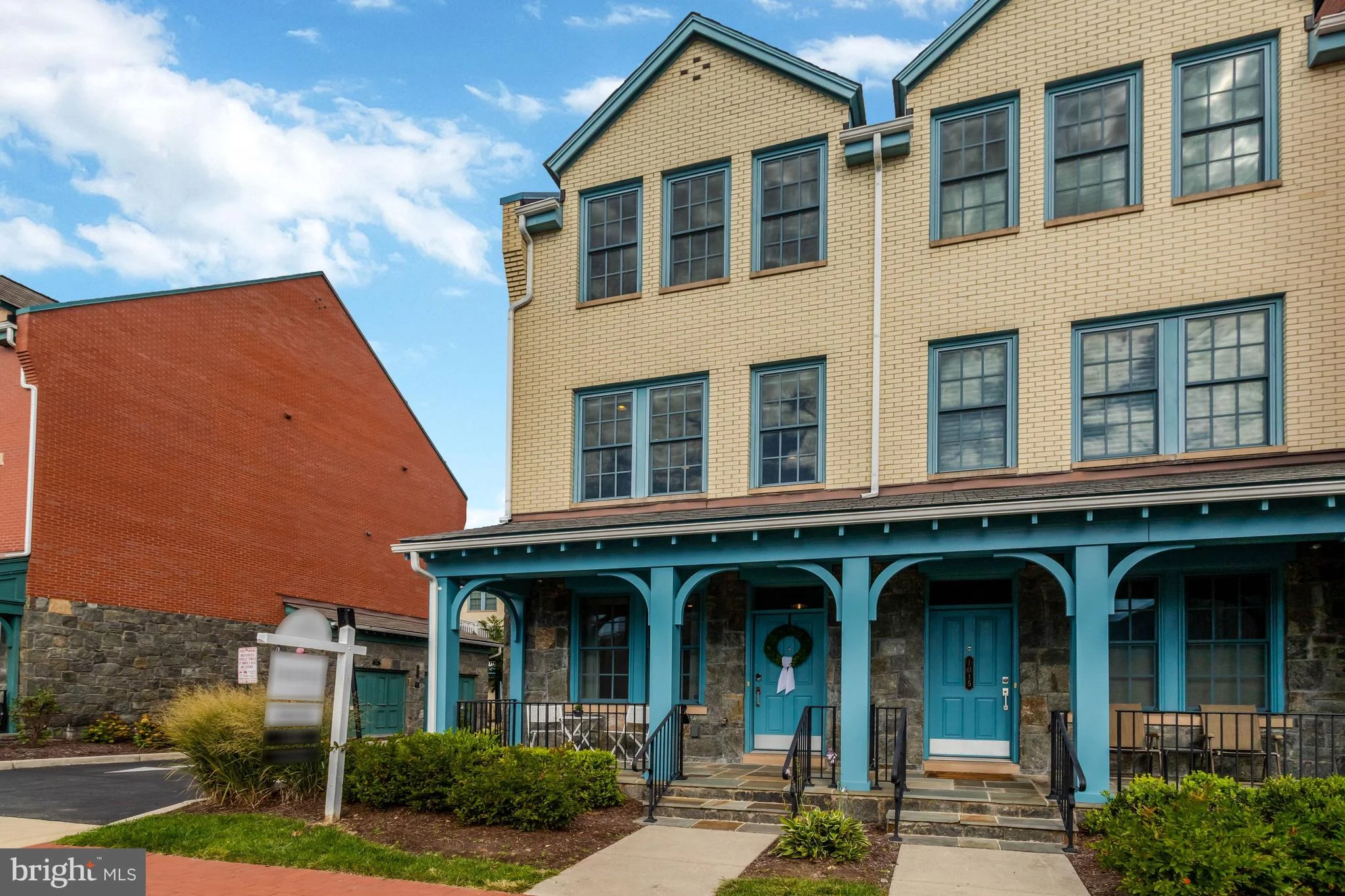 1017 Bernard Street