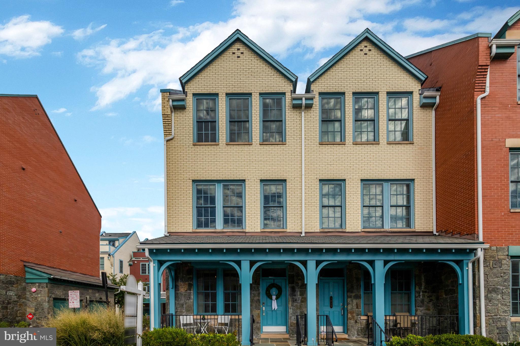 1017 BERNARD STREET