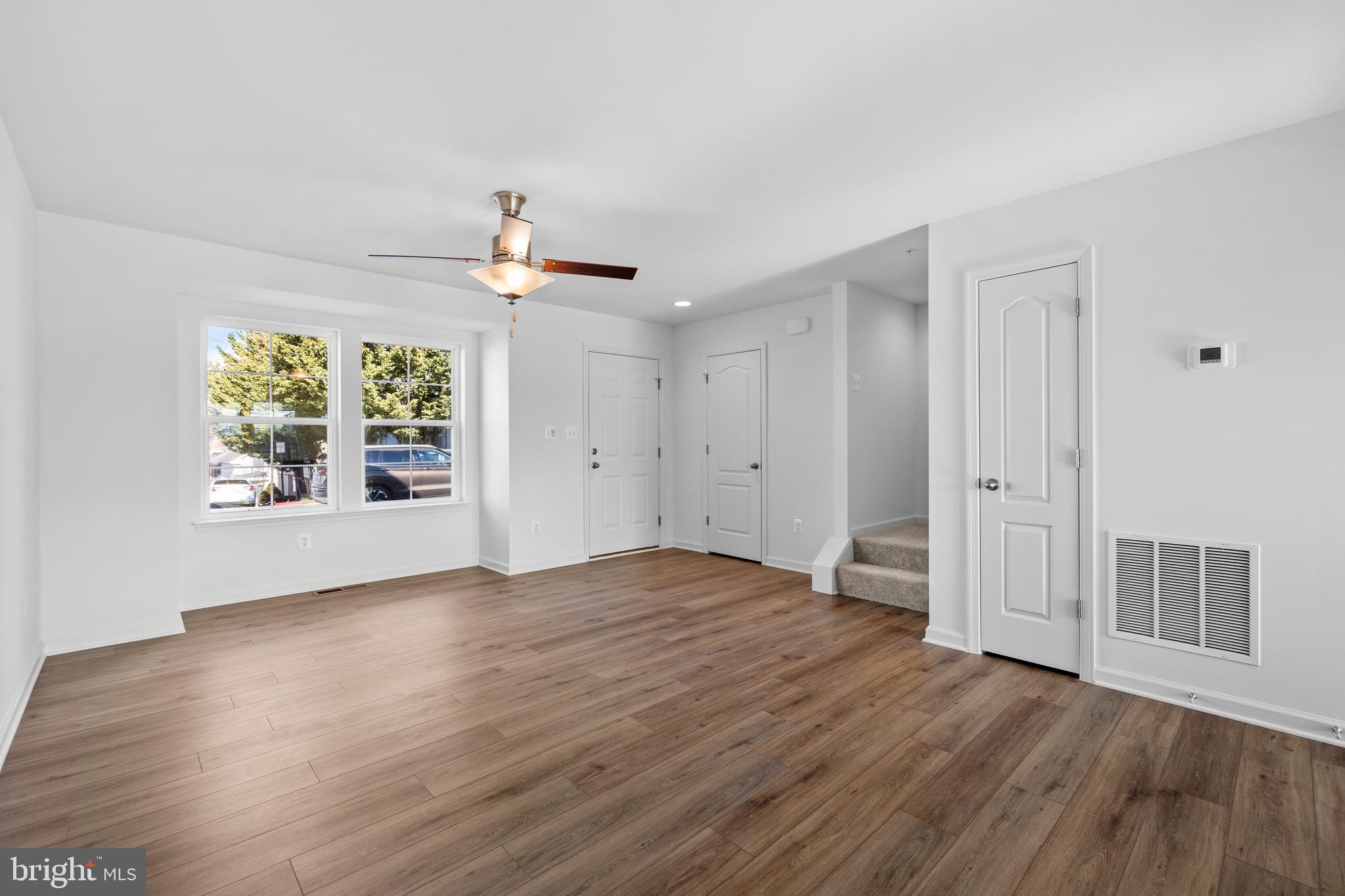 BURHANS VILLAGE - Residential Lease