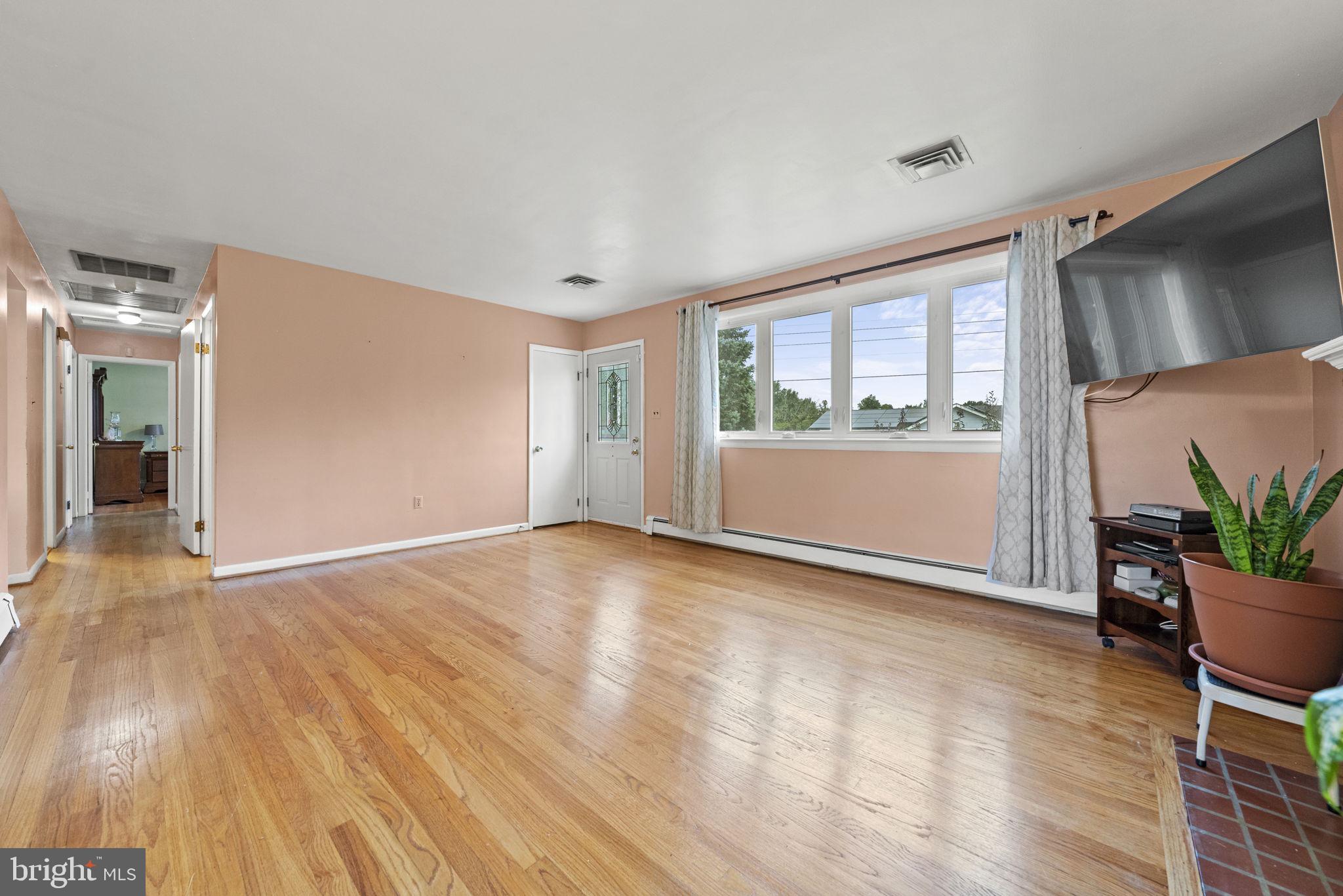 OAK ORCHARD - Residential