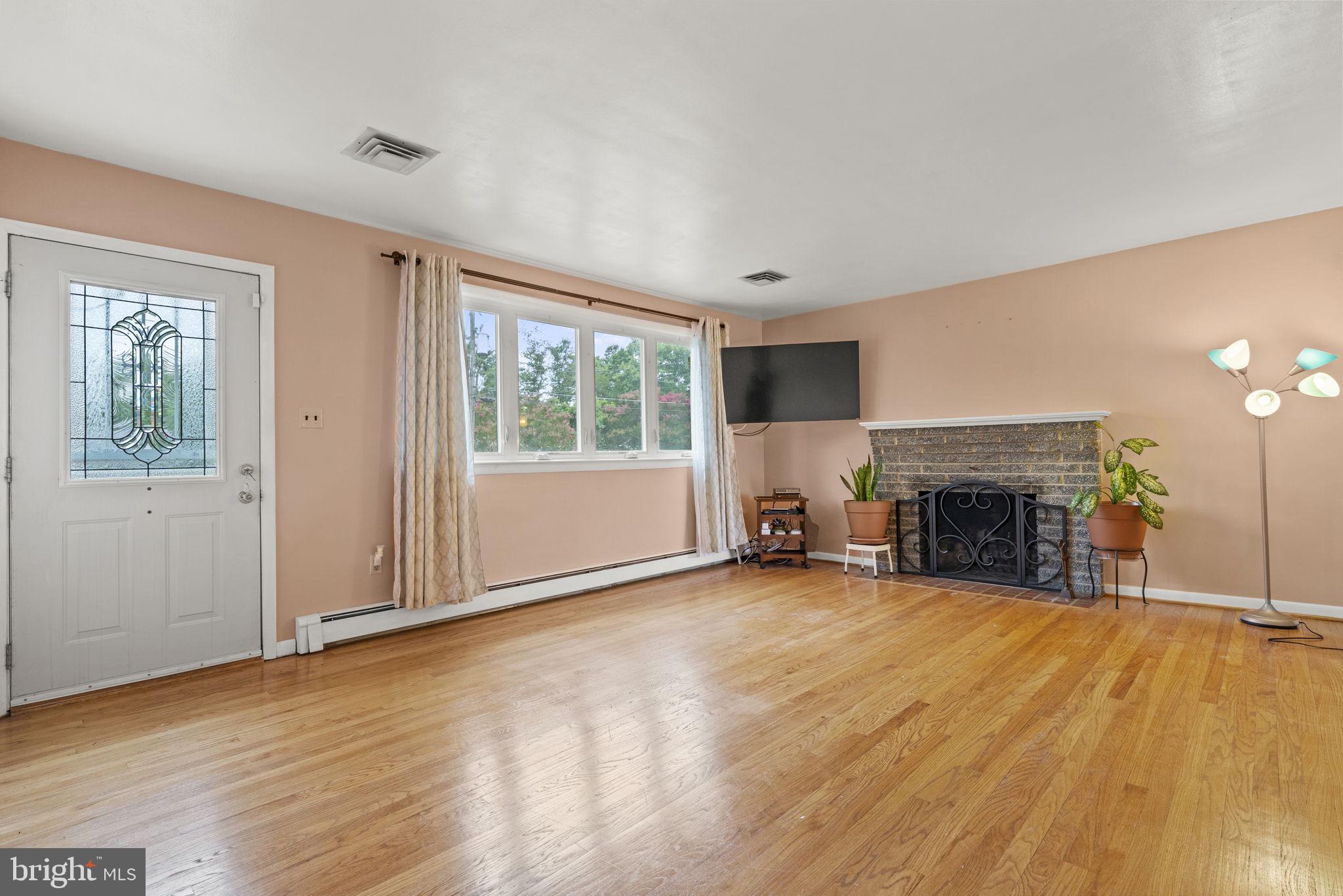 OAK ORCHARD - Residential