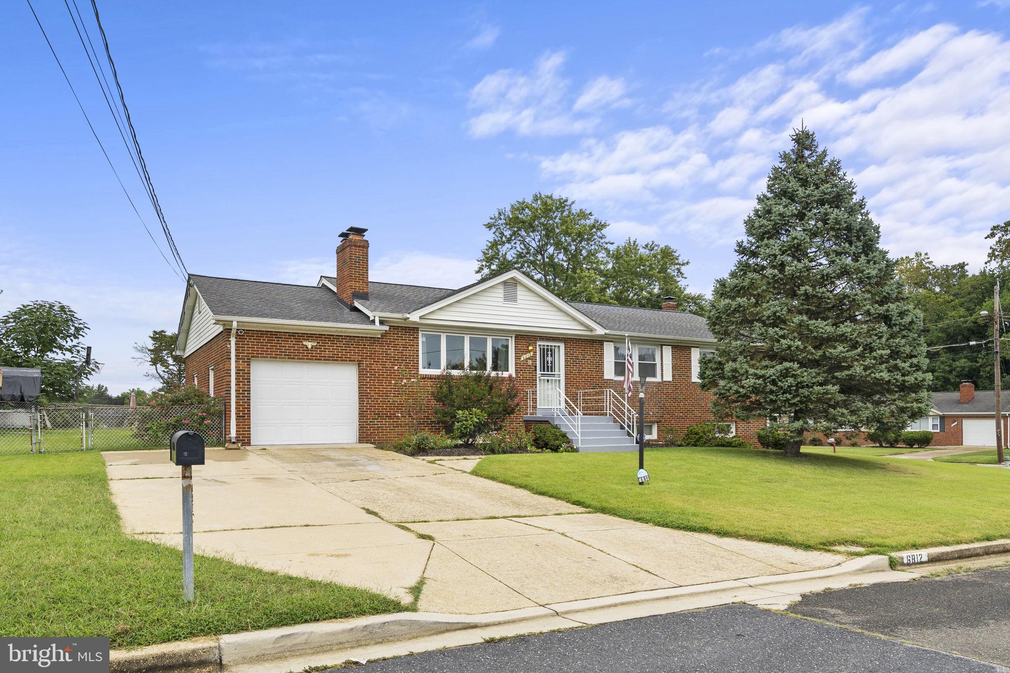 OAK ORCHARD - Residential